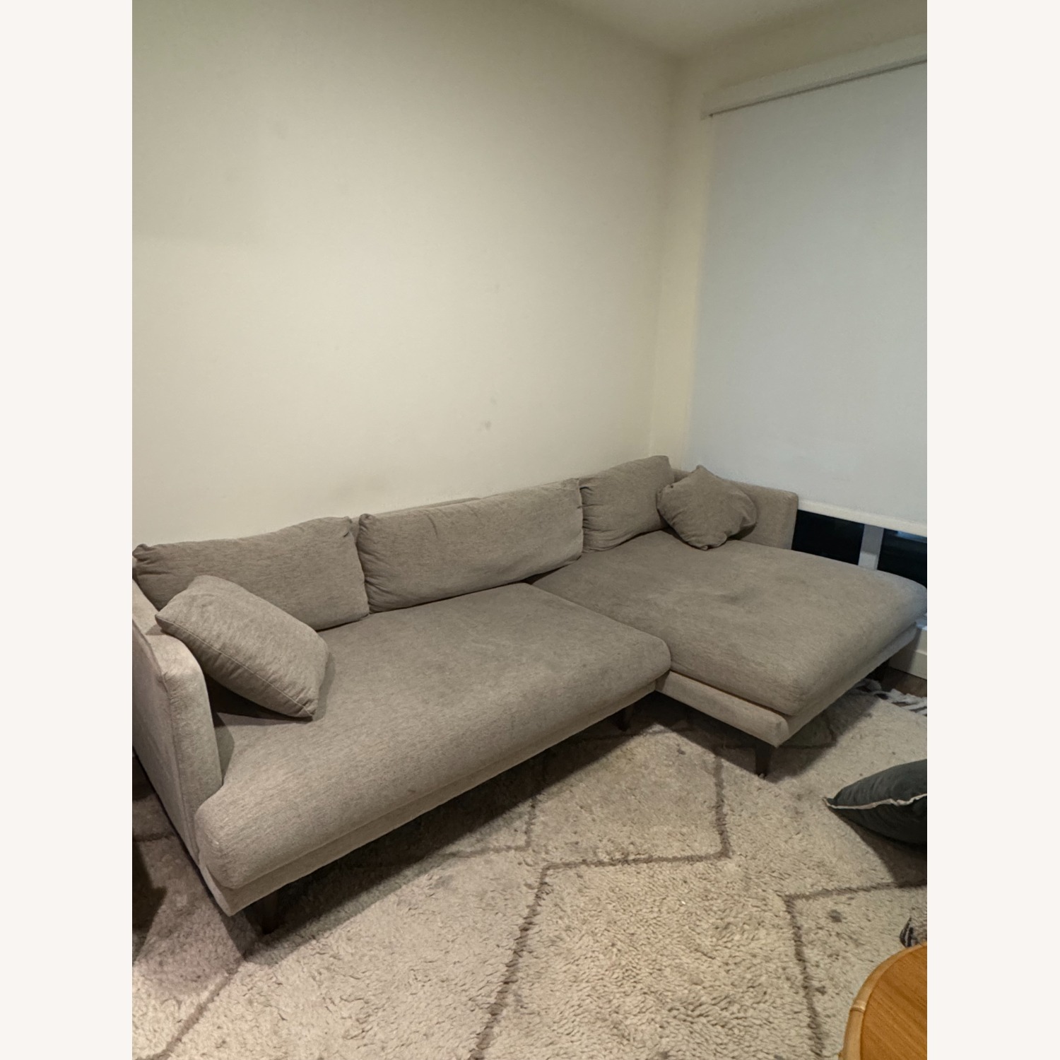 Joybid Merit Dove Lewis Sectional - image-4