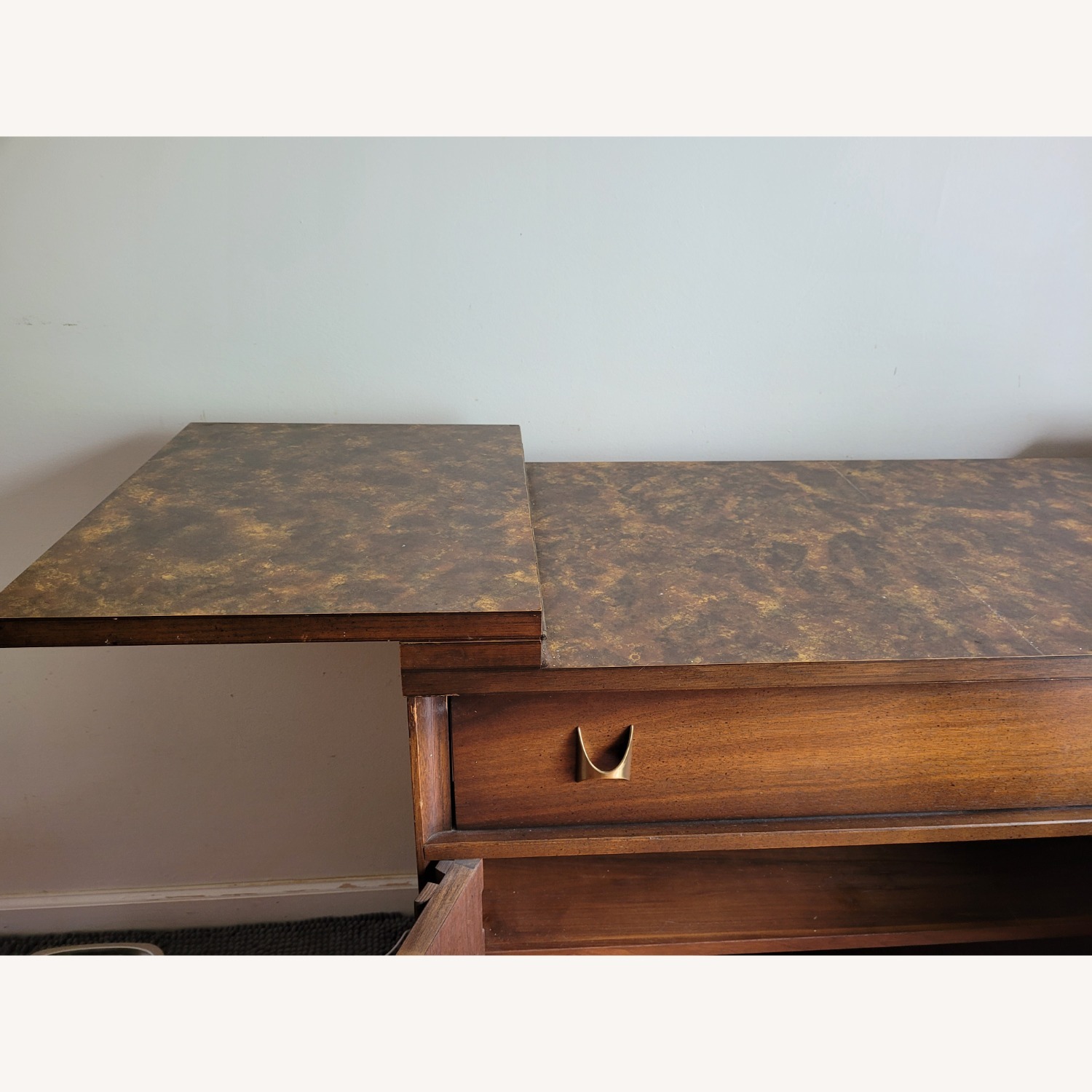 Broyhill Brasilia Buffet - image-3