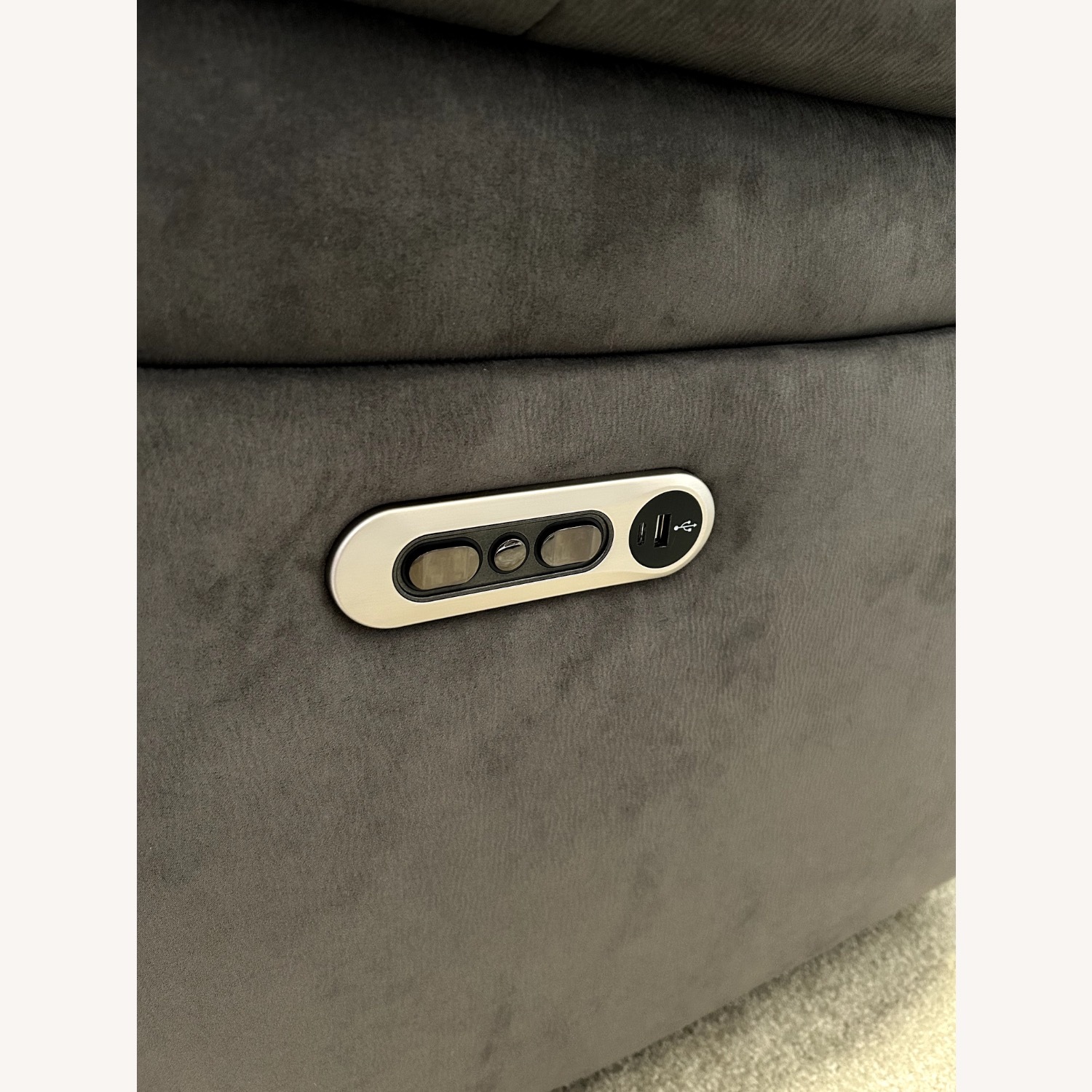 Power Reclining Loveseat - image-5