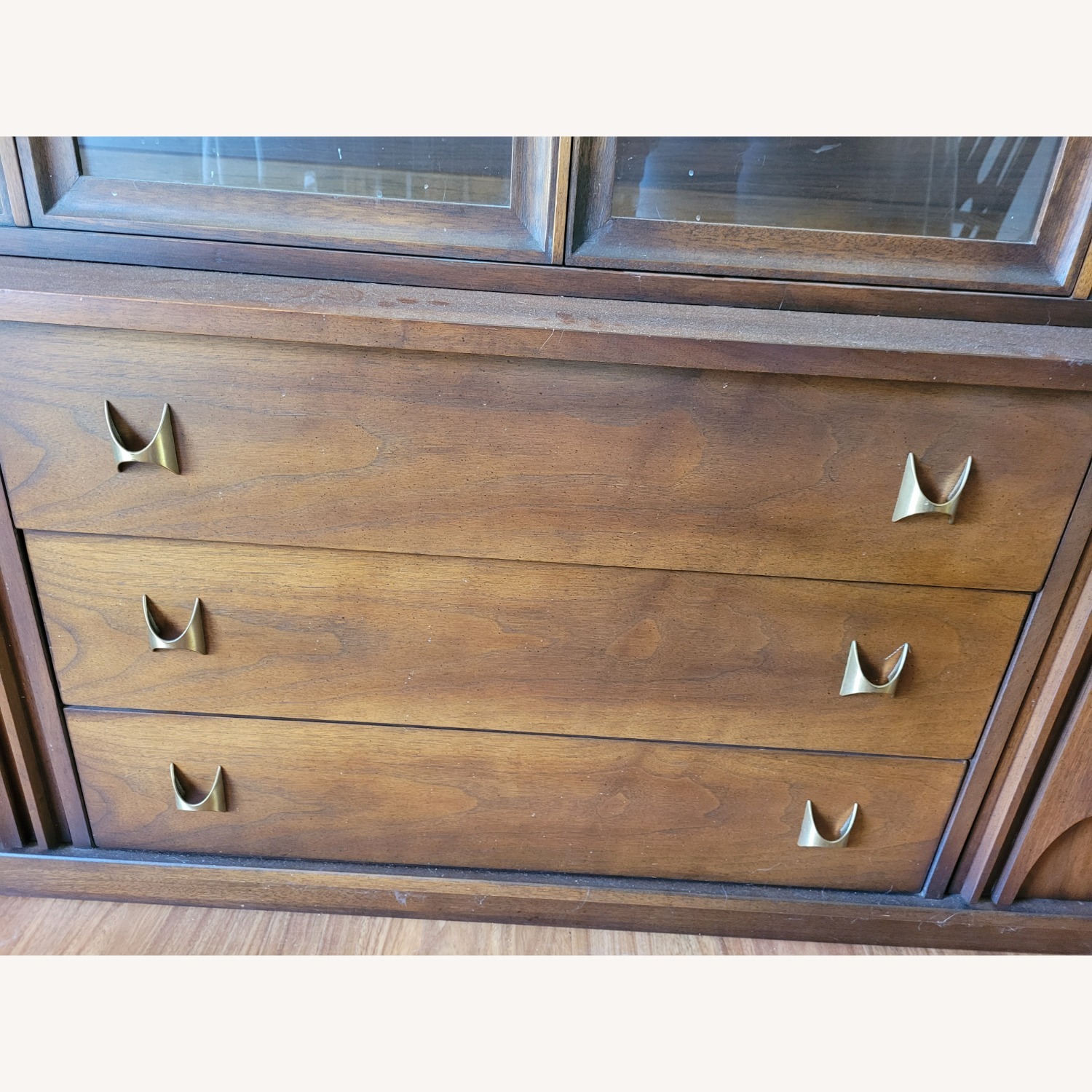 Broyhill Brasilia Breakfront Base - image-2