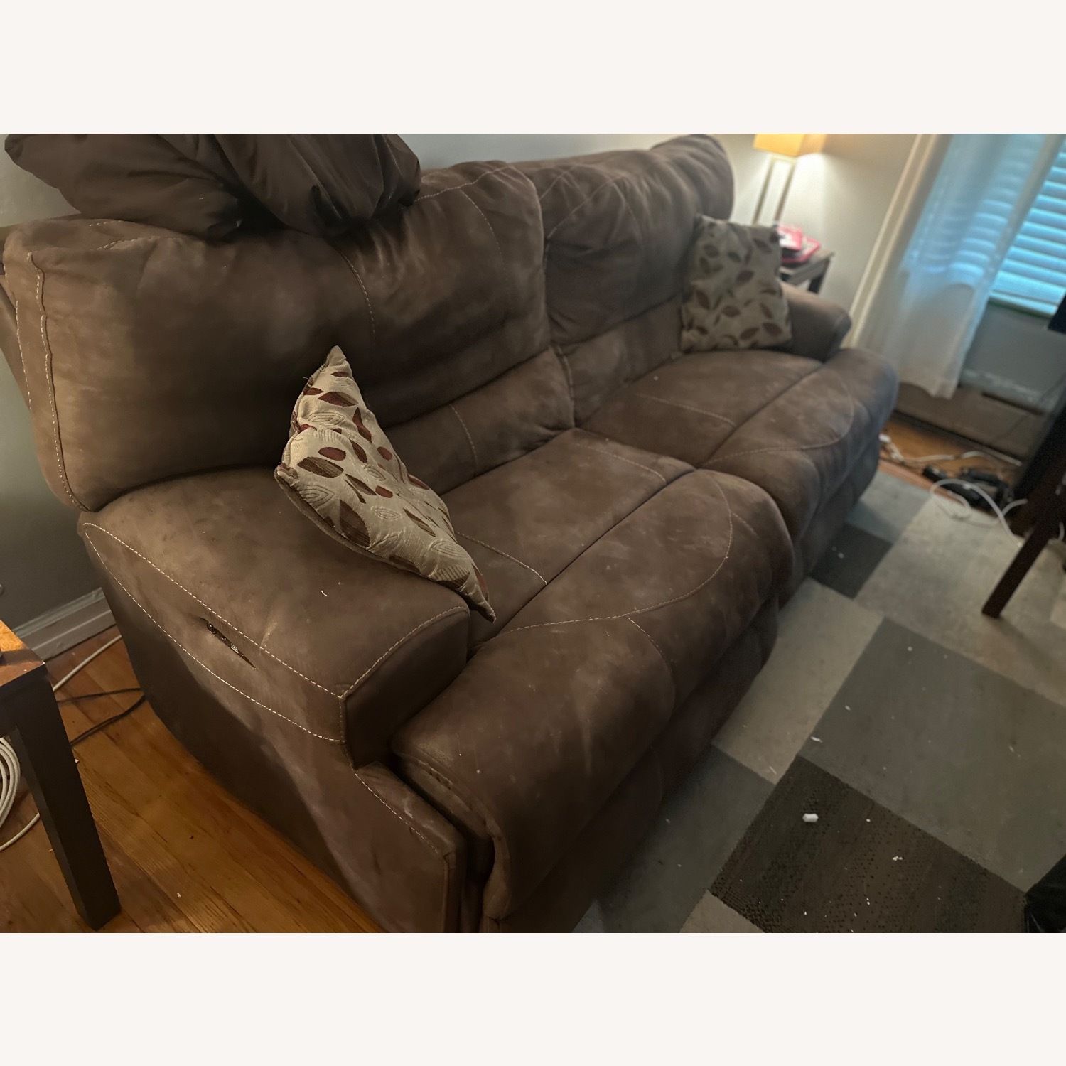 Gibson Electric Reclining Sofa W USB Ports - image-2