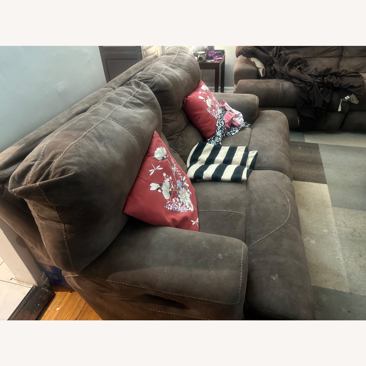 Bob's Discount Furniture Gibson Gibson Electric Reclining Loveseat - image-3