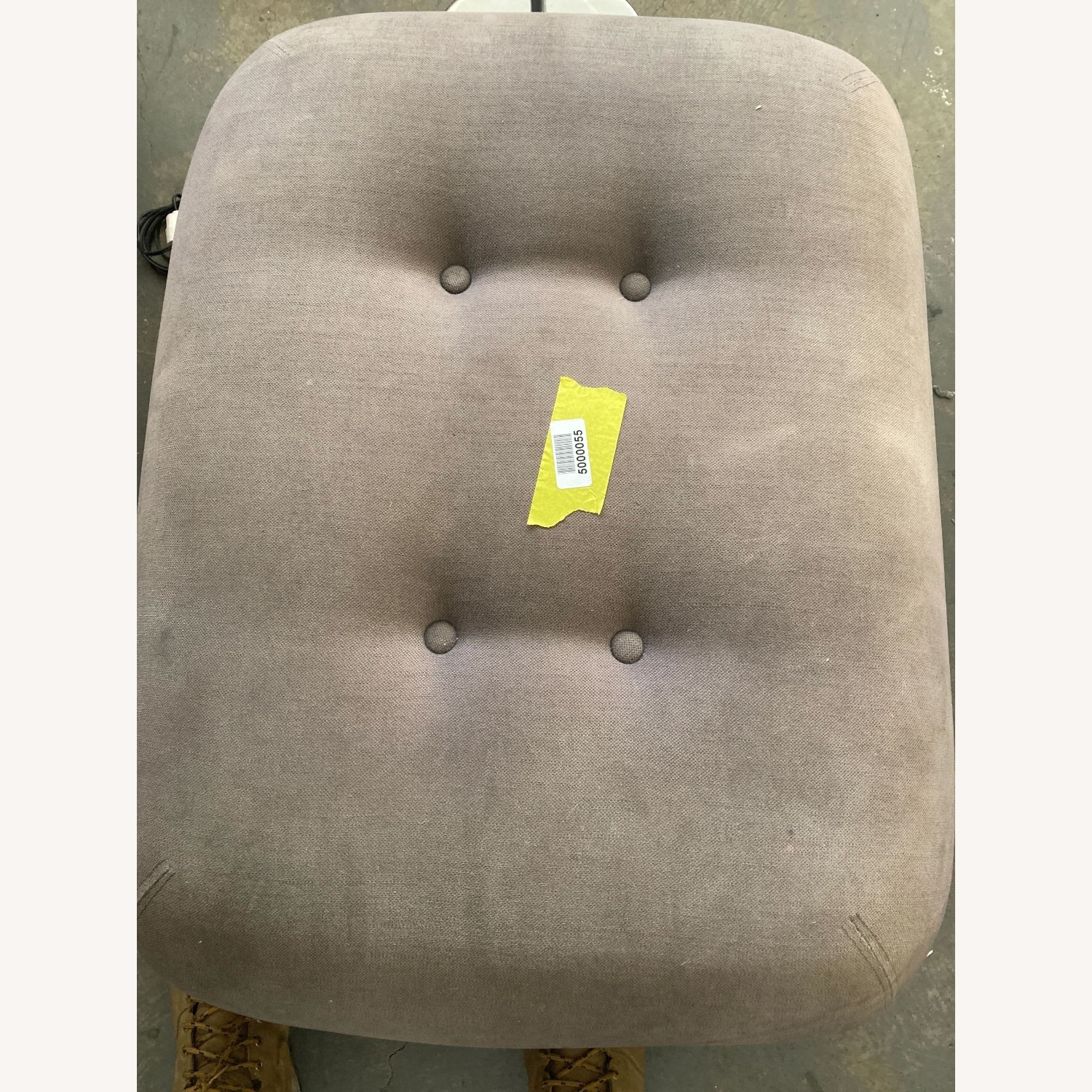 Soriana Style Lounge Chair and Ottoman - image-5