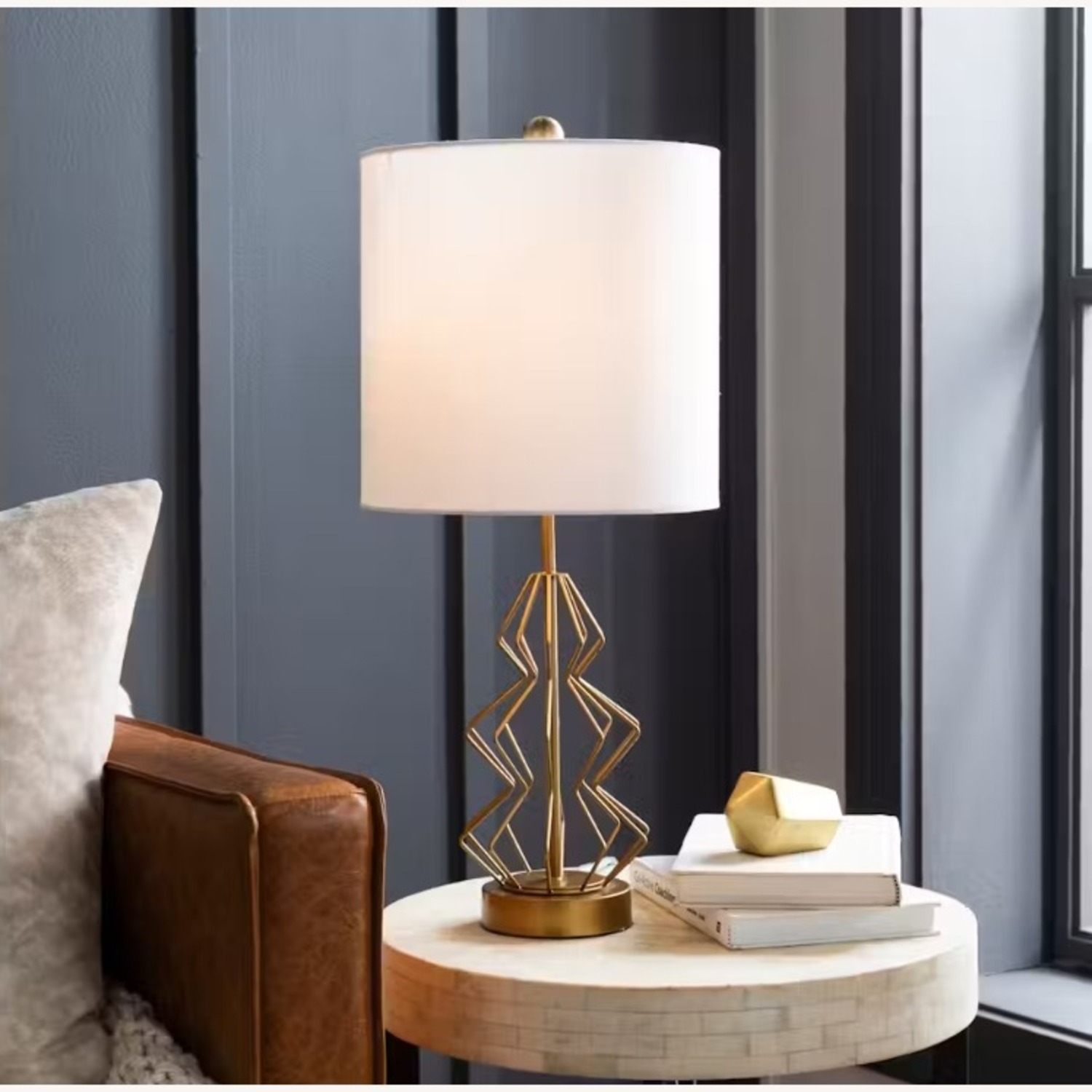 Idi Table Lamp - image-3