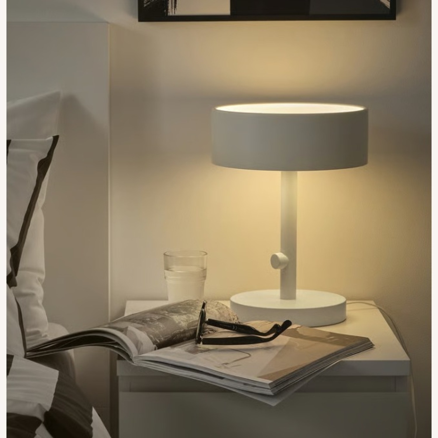 Table lamp, white - image-3