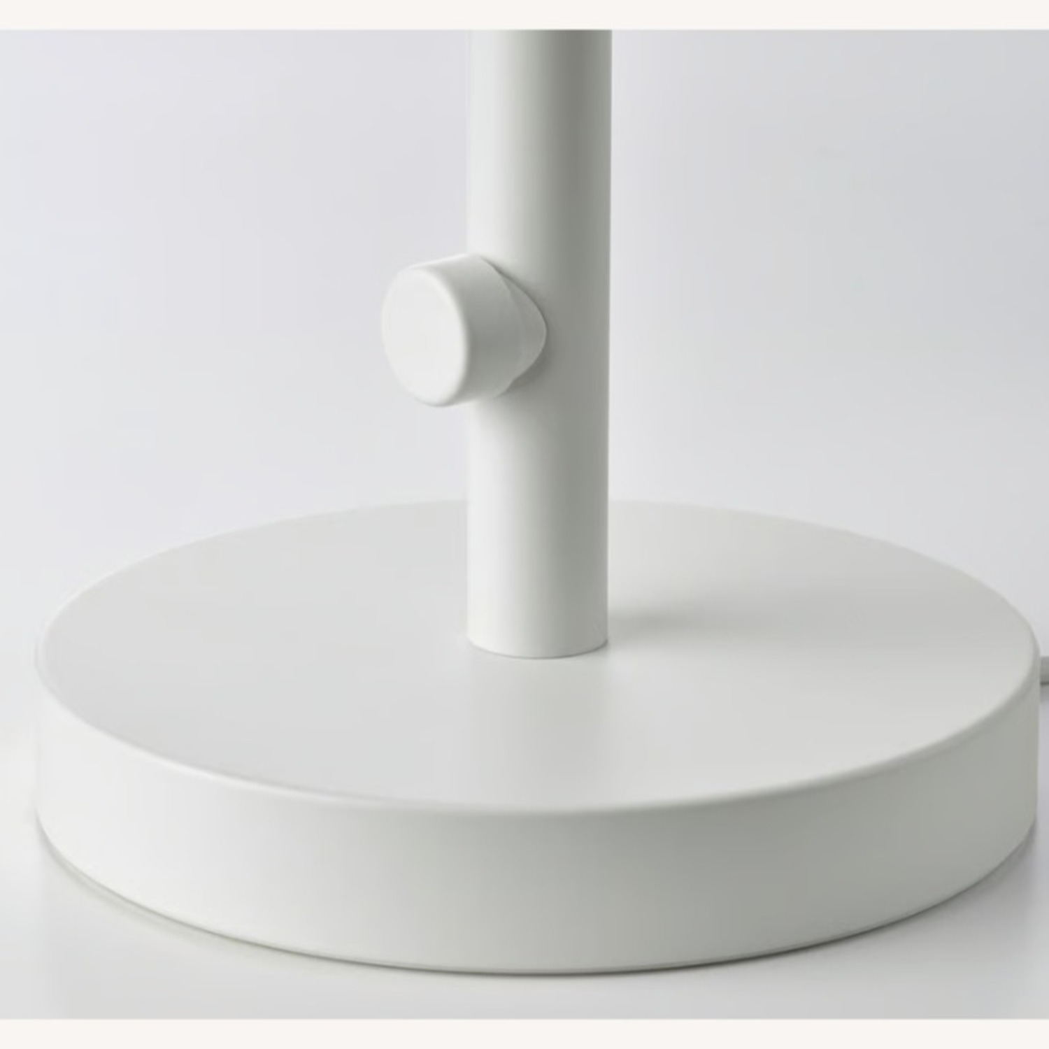 Table lamp, white - image-4