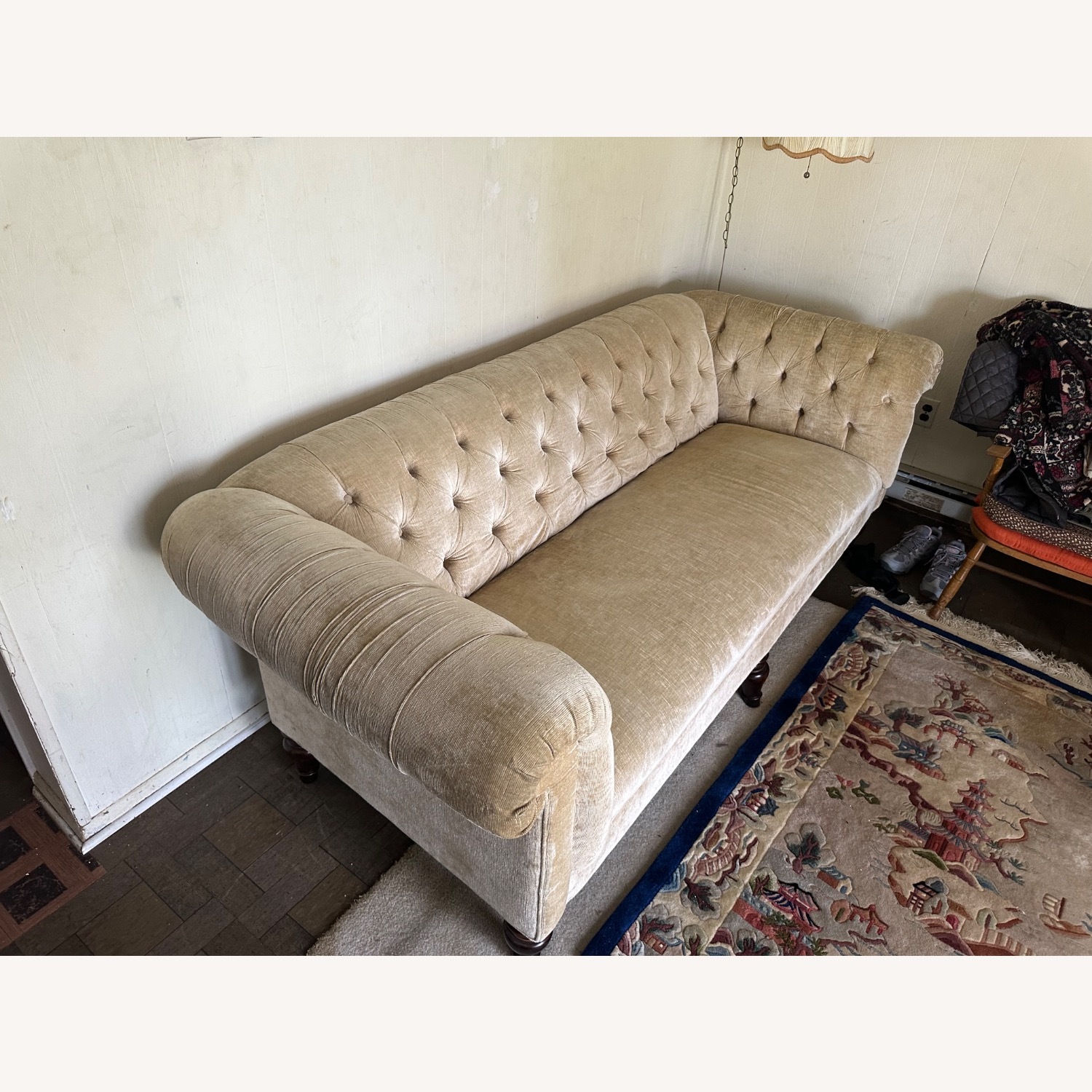 Contemporary Chesterfield Sofa - image-4