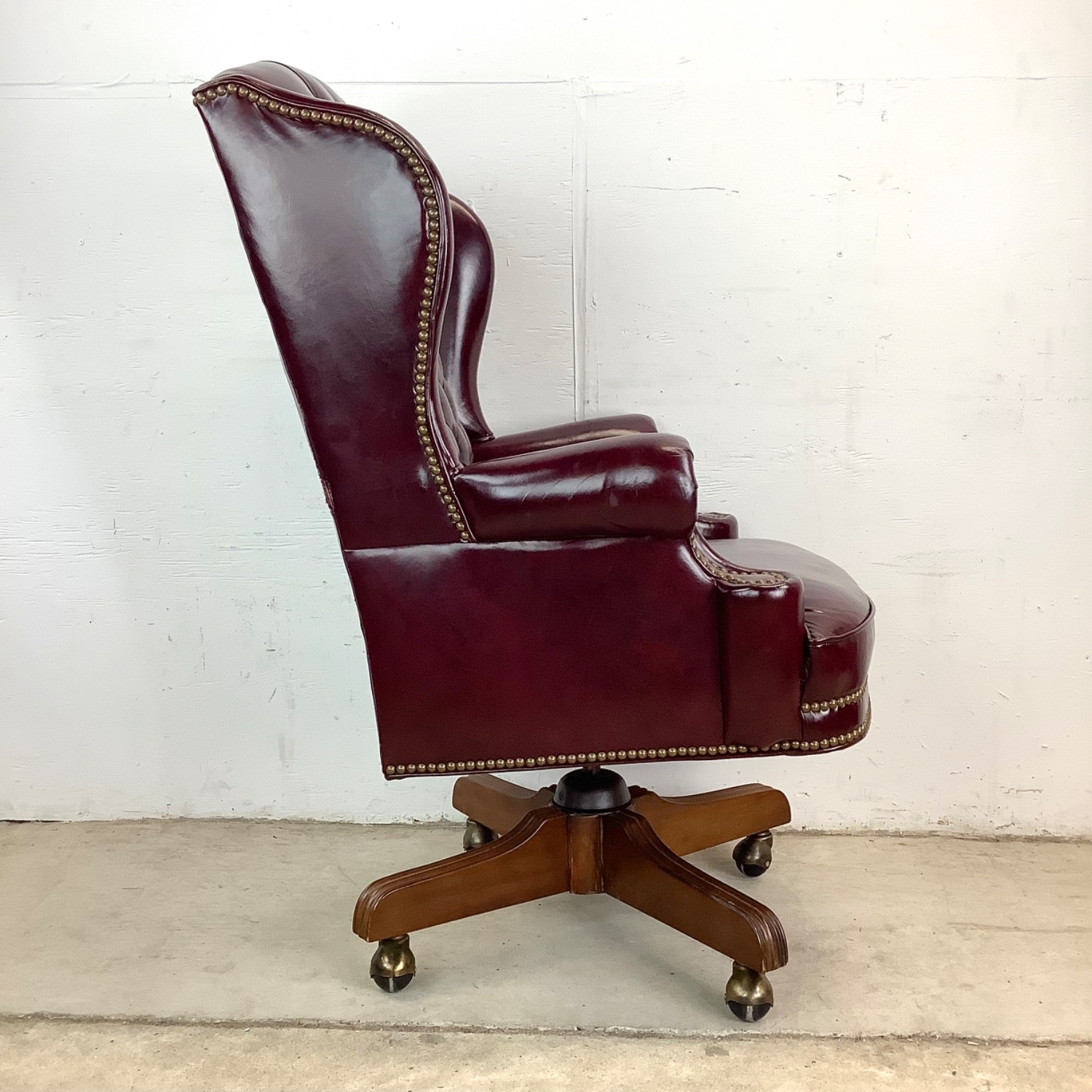 Tufted Chesterfield Executive Desk Chair - image-9