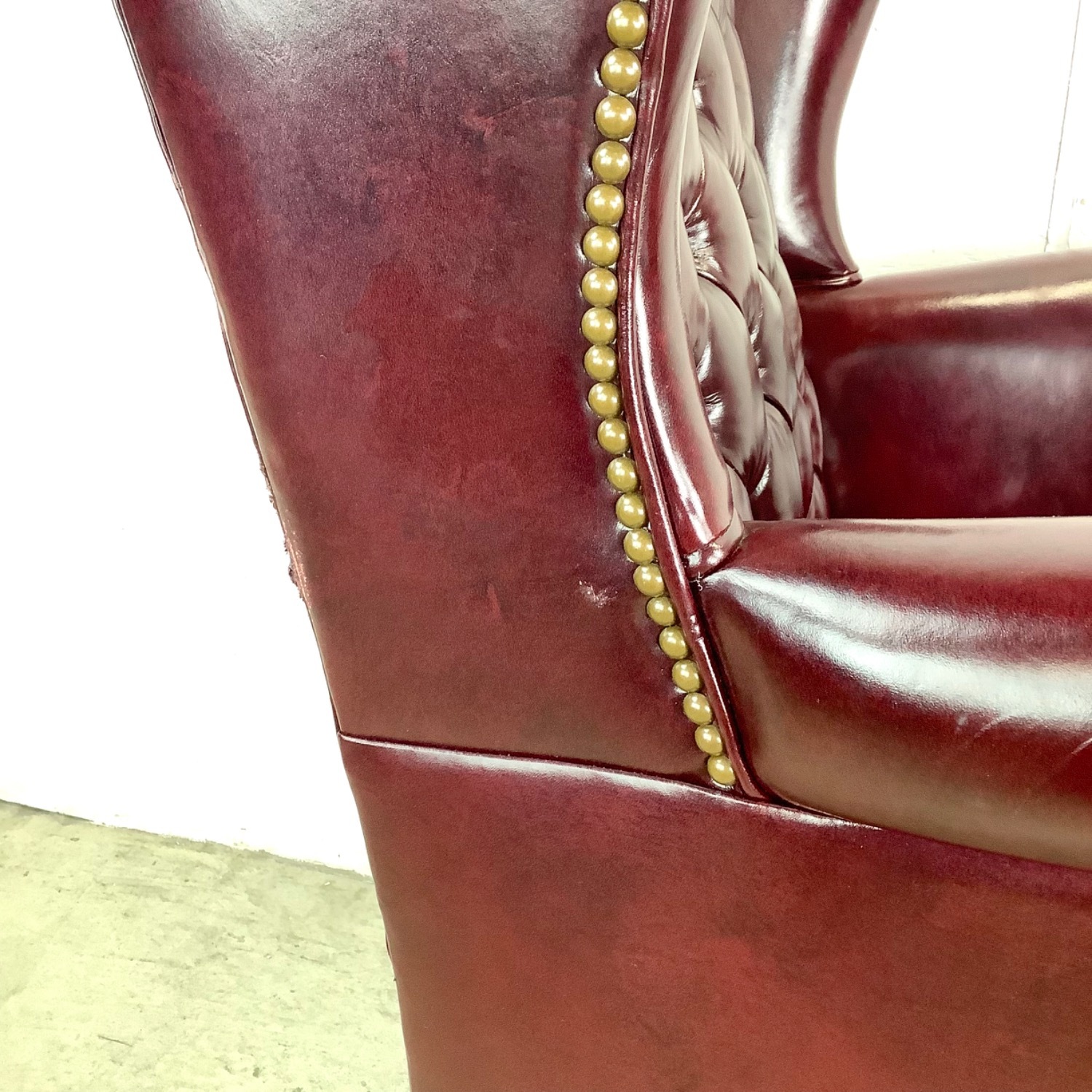 Tufted Chesterfield Executive Desk Chair - image-10