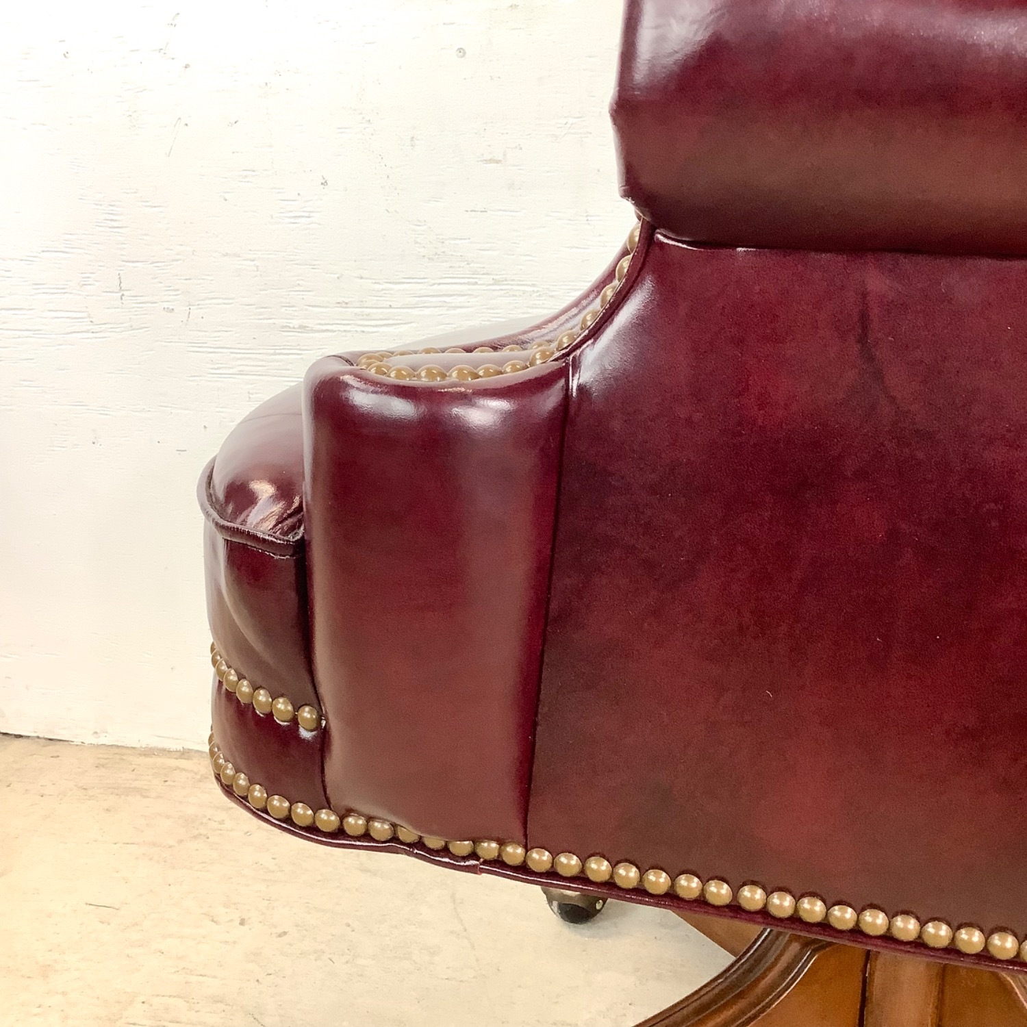 Tufted Chesterfield Executive Desk Chair - image-14