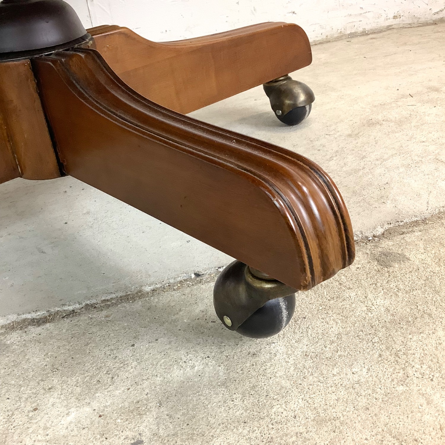 Tufted Chesterfield Executive Desk Chair - image-11