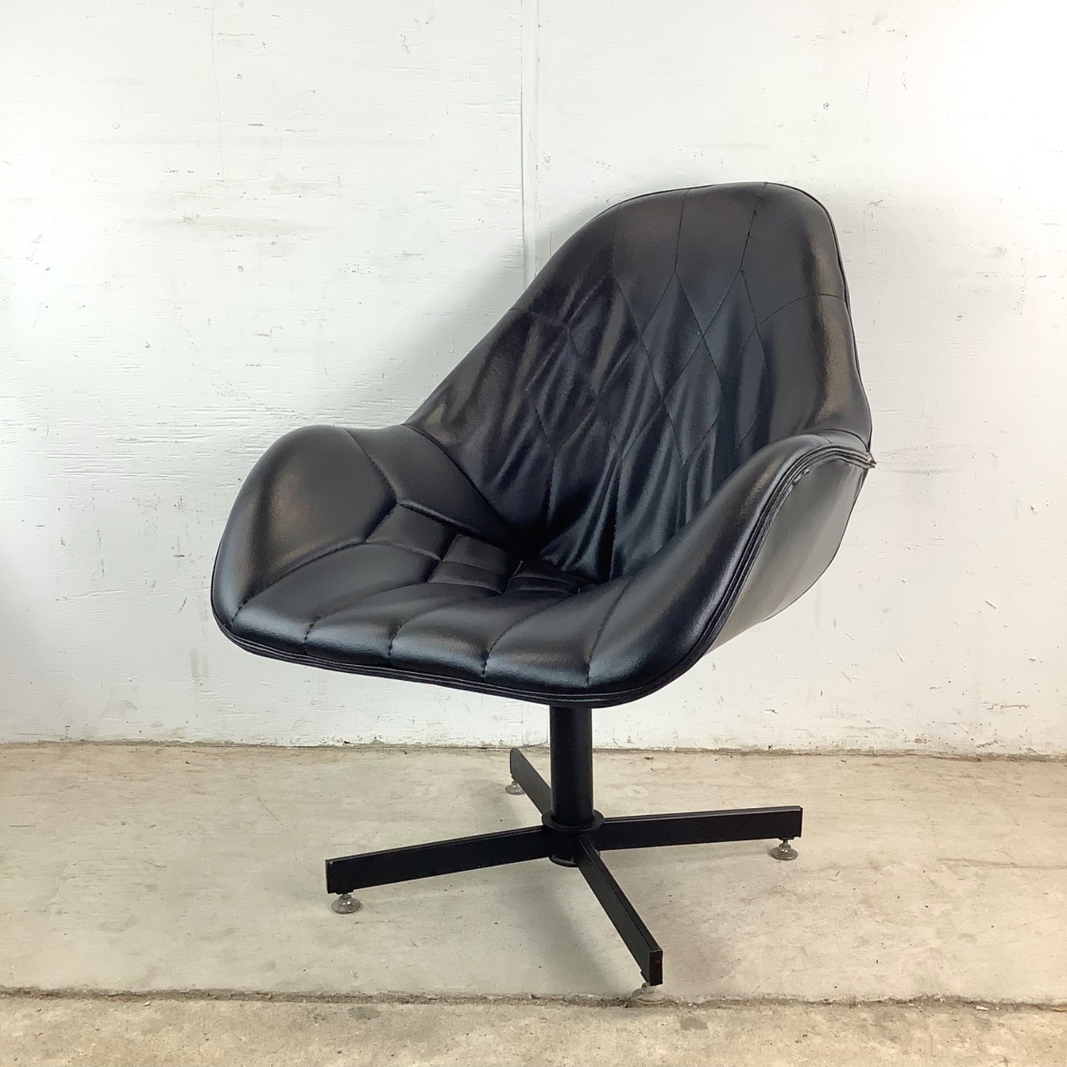 Mid-Century Swivel Lounge Chair - image-8
