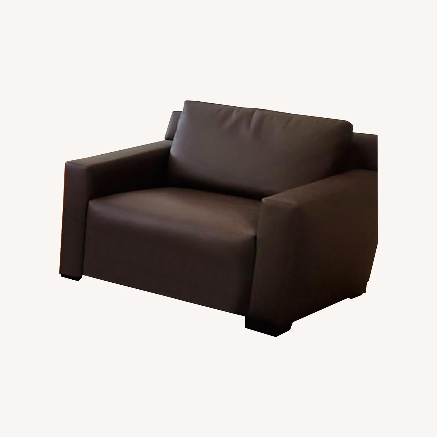 LIAIGRE Club Chair - image-0