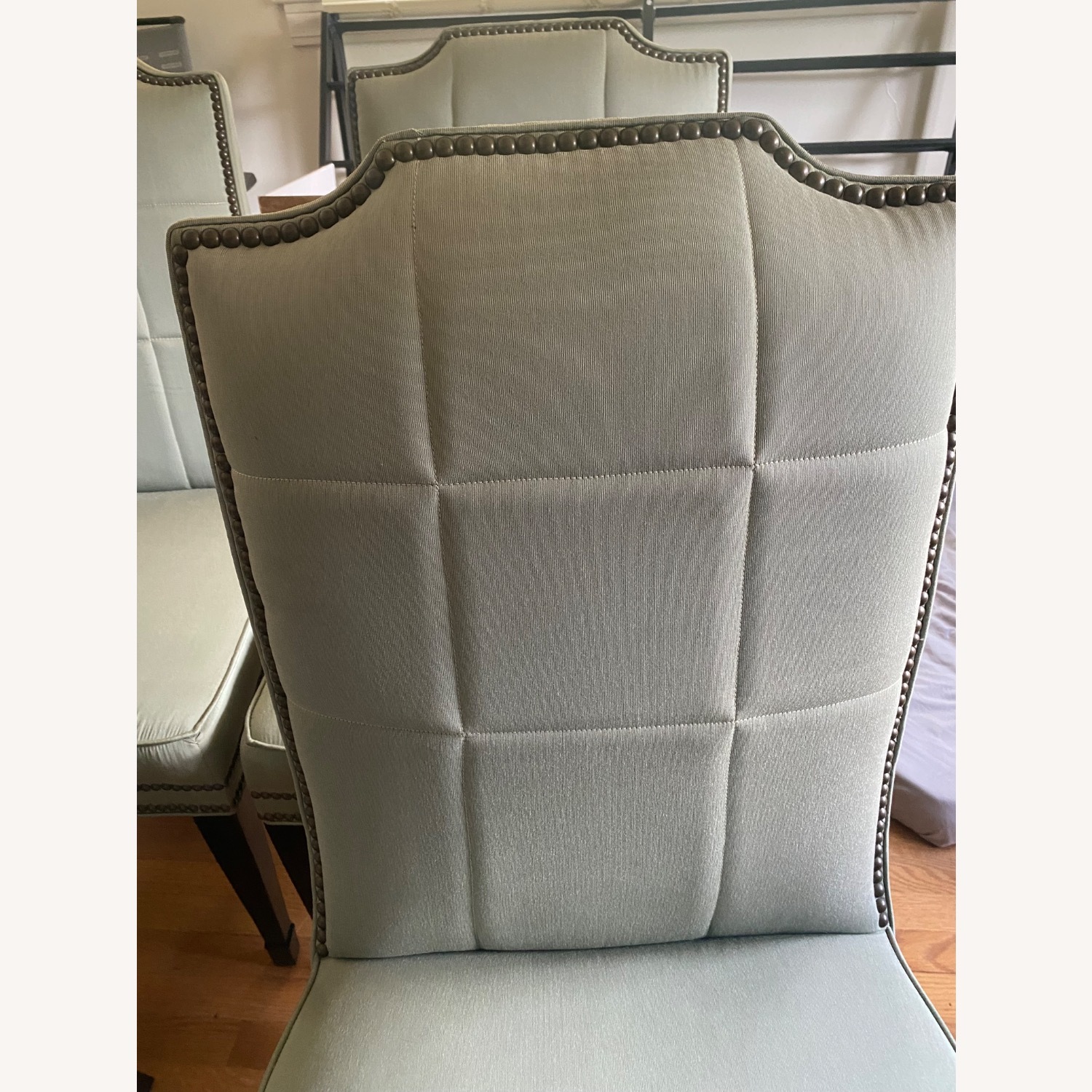 Vanguard Michael Weiss Travis Side Chair - image-3