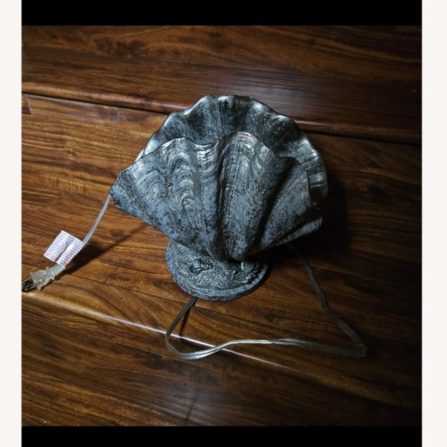 Vintage 80s Resin Clam Shell Lamps Silver Lamp - image-2