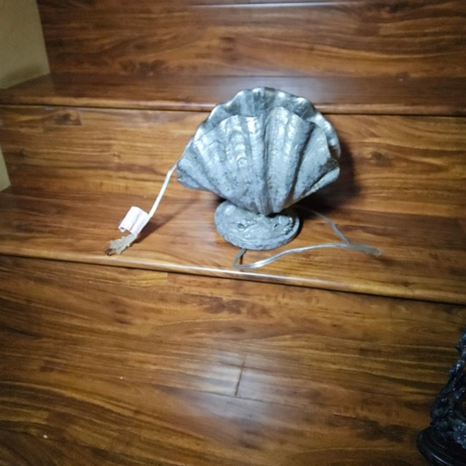 Vintage 80s Resin Clam Shell Lamps Silver Lamp - image-1