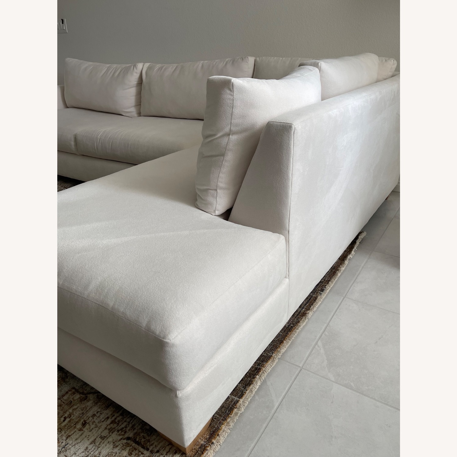 Tuxedo 2pc Sectional Sofa - image-3