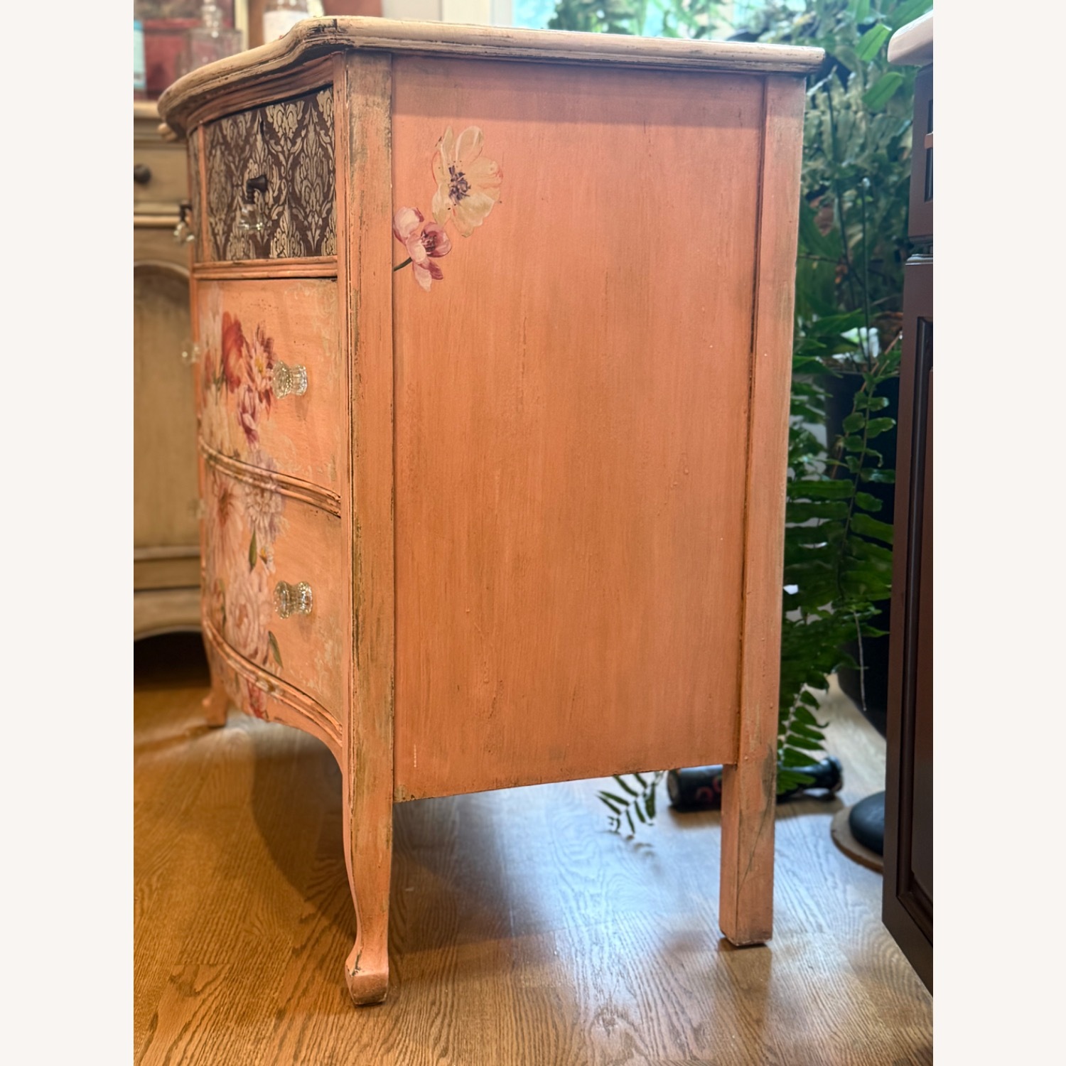 French Cootage Vintage Dresser - image-5