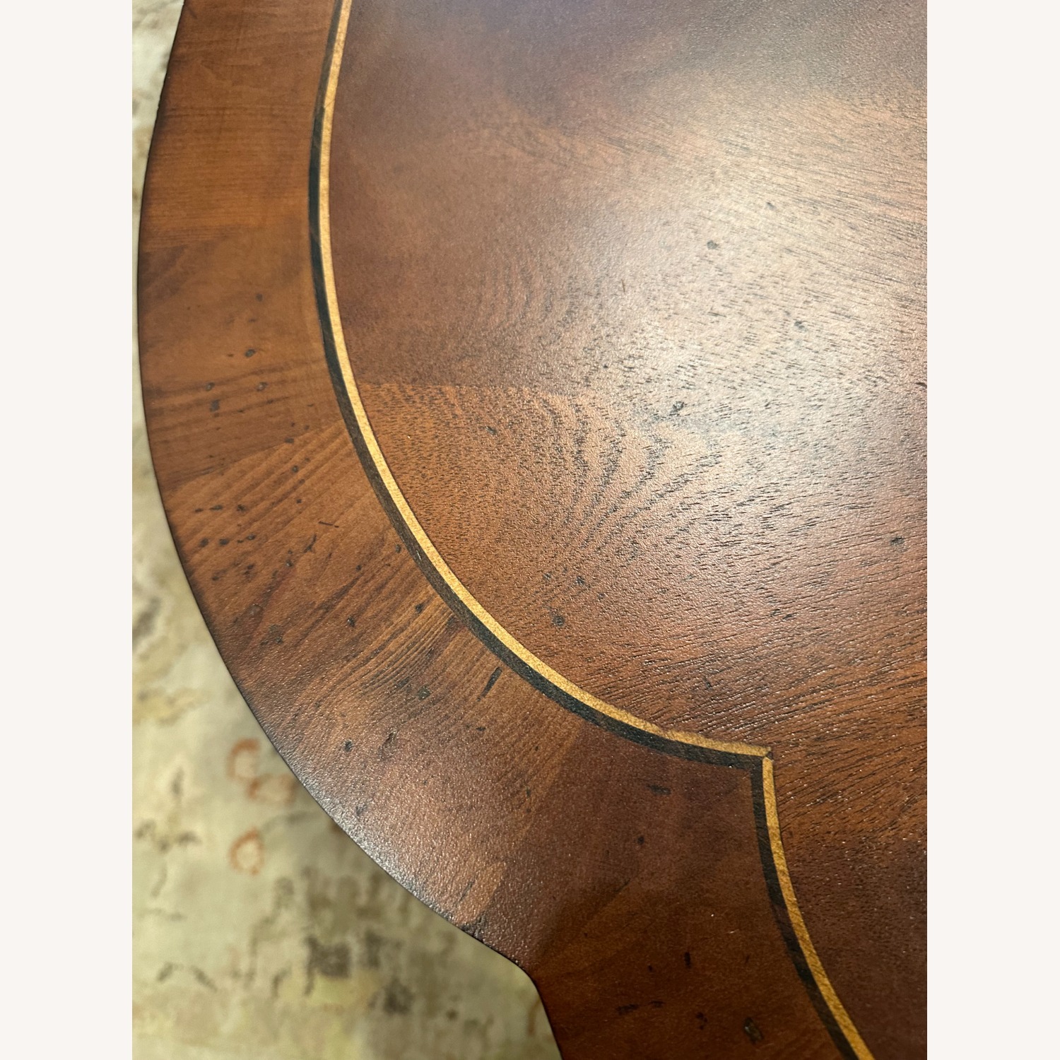 Lovely Hekman Dining Room Set - image-5