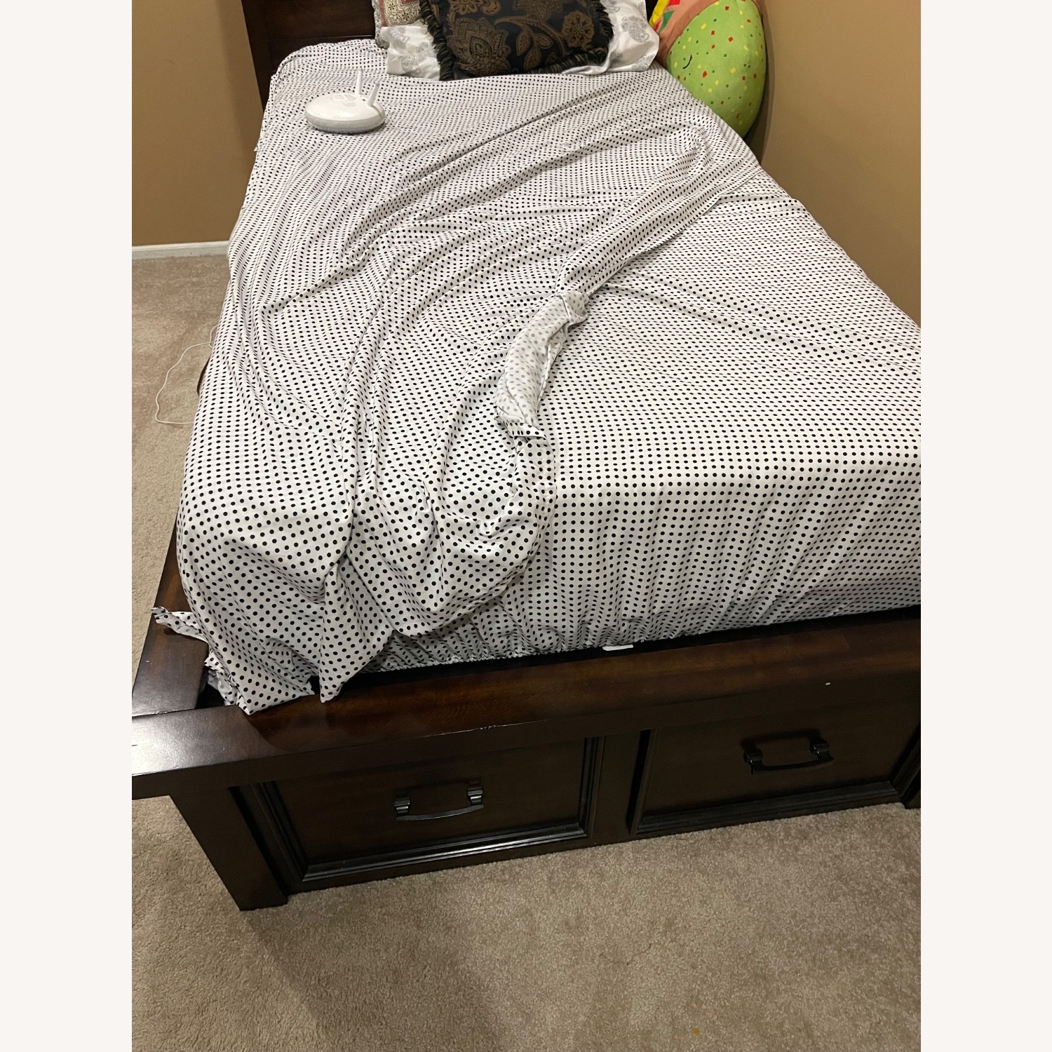 Wood Twin Bedframe with 6 Storage Drawers  - image-5