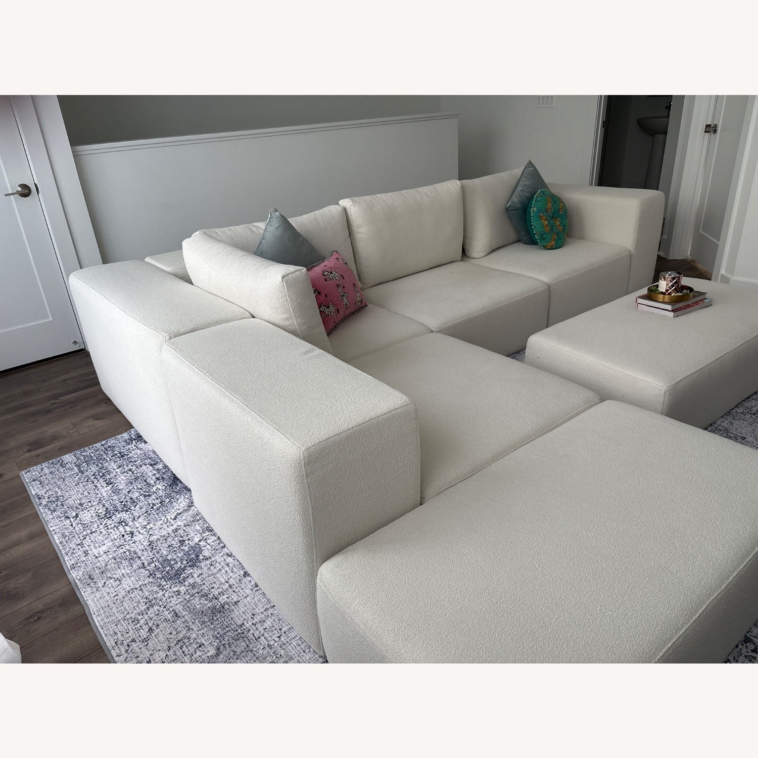 Acanva Atlas Sectional Sofa Boucle - image-2