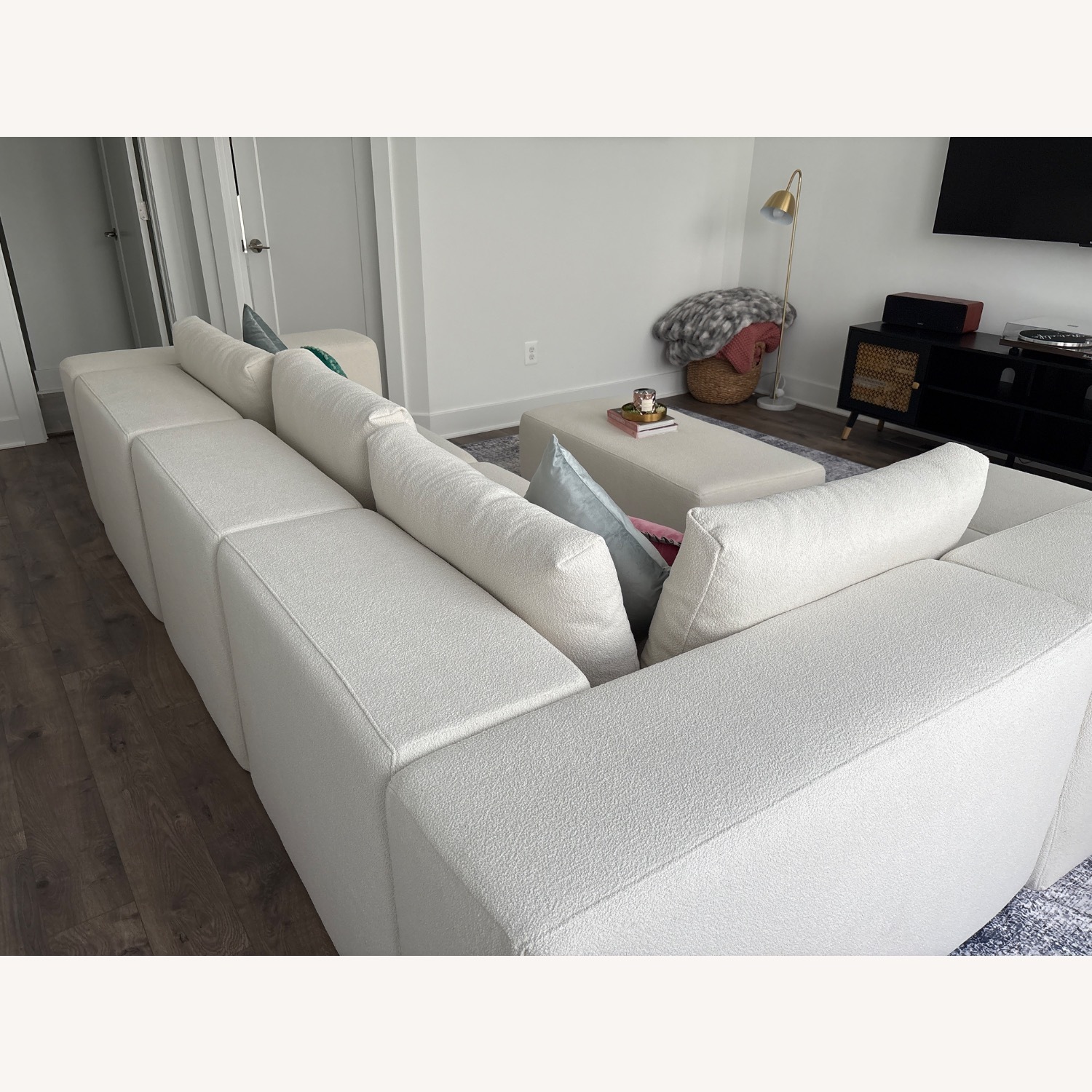 Acanva Atlas Sectional Sofa Boucle - image-4