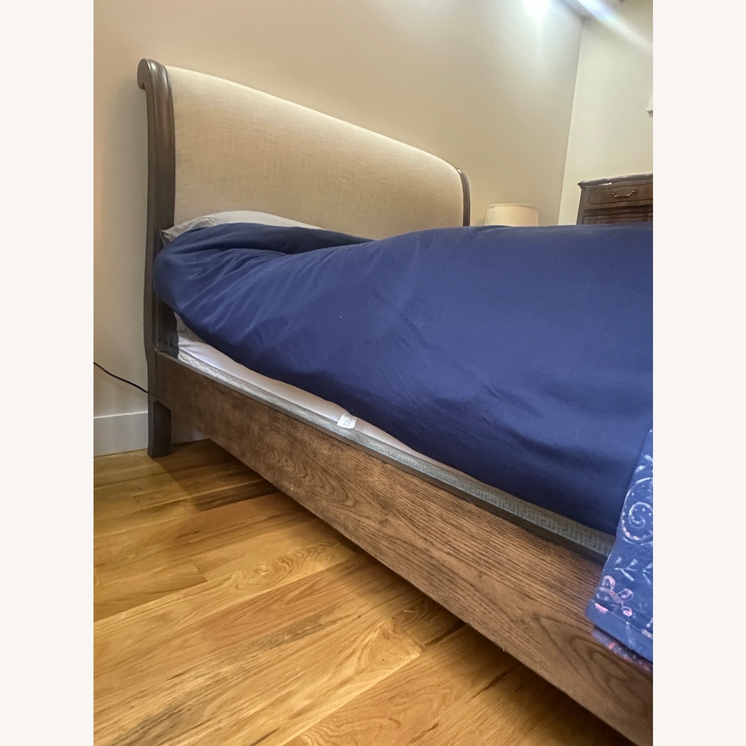Pottery Barn Calistoga Linen Headboard Bedframe - image-4