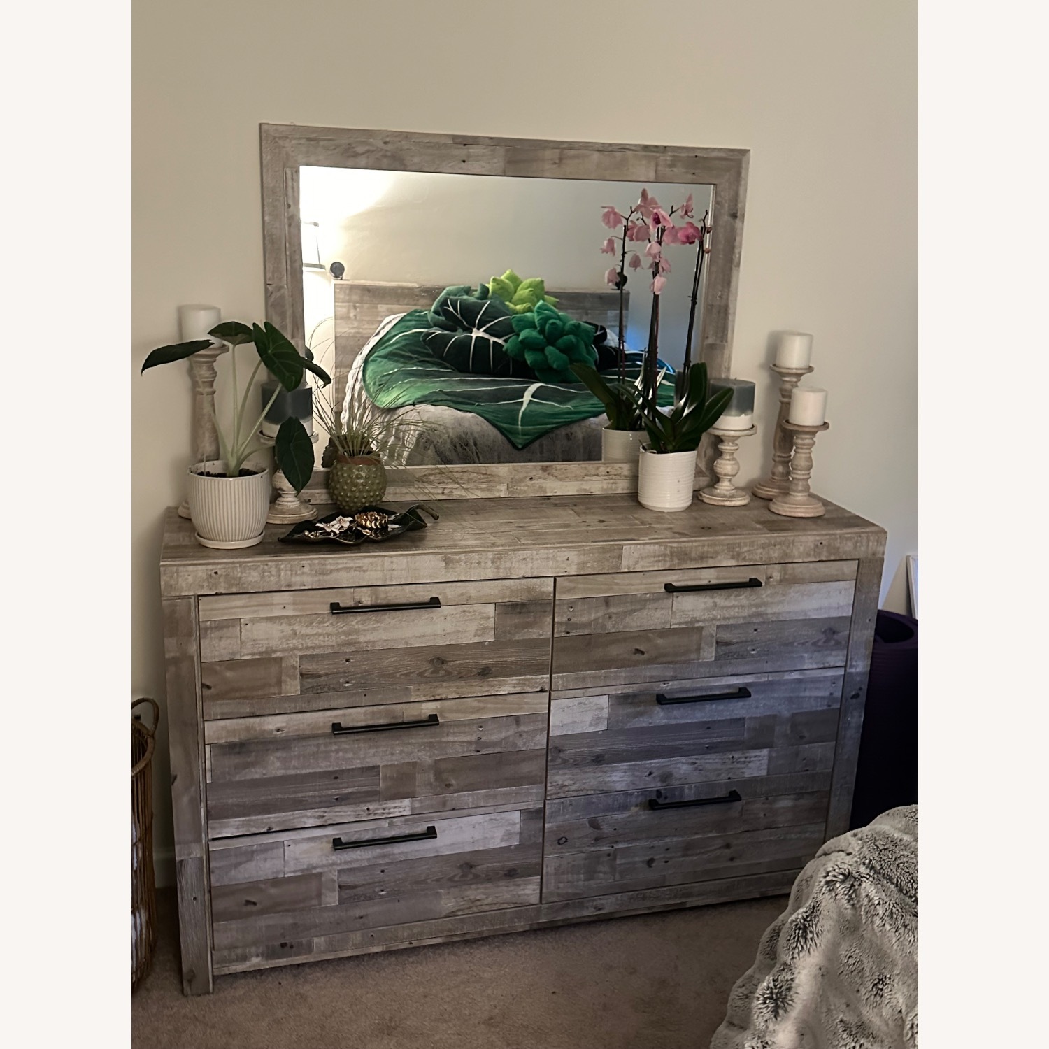 Effie 6 Drawer Dresser - image-1