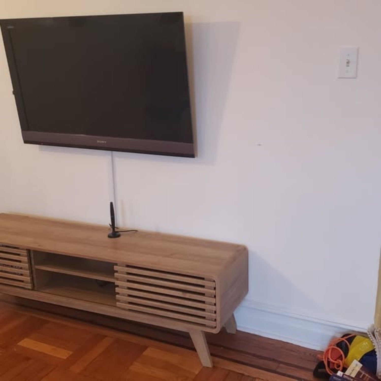 Amazon Mid-Century TV Stand 59" - image-2