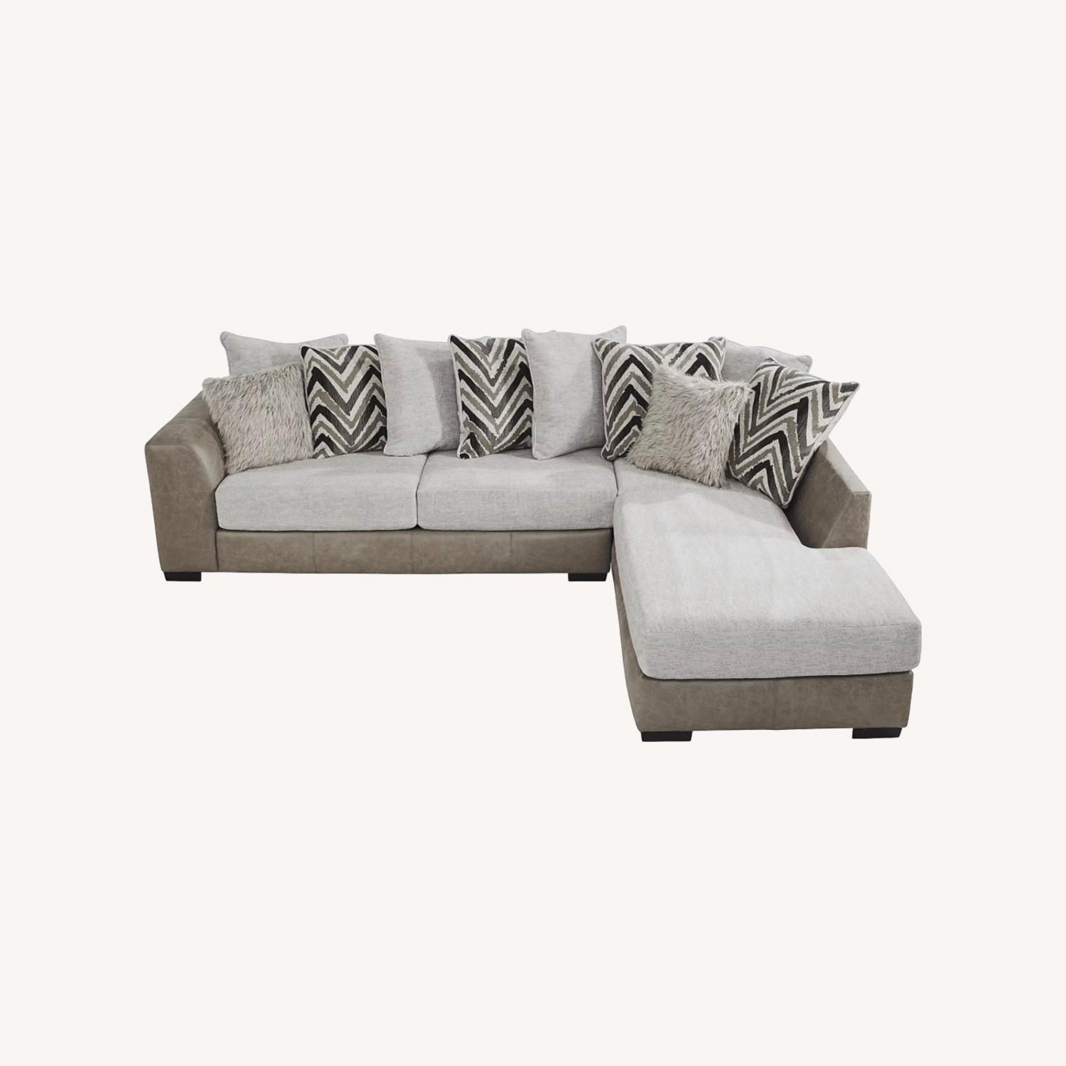 Novelia 2 Pc Sectional - image-0