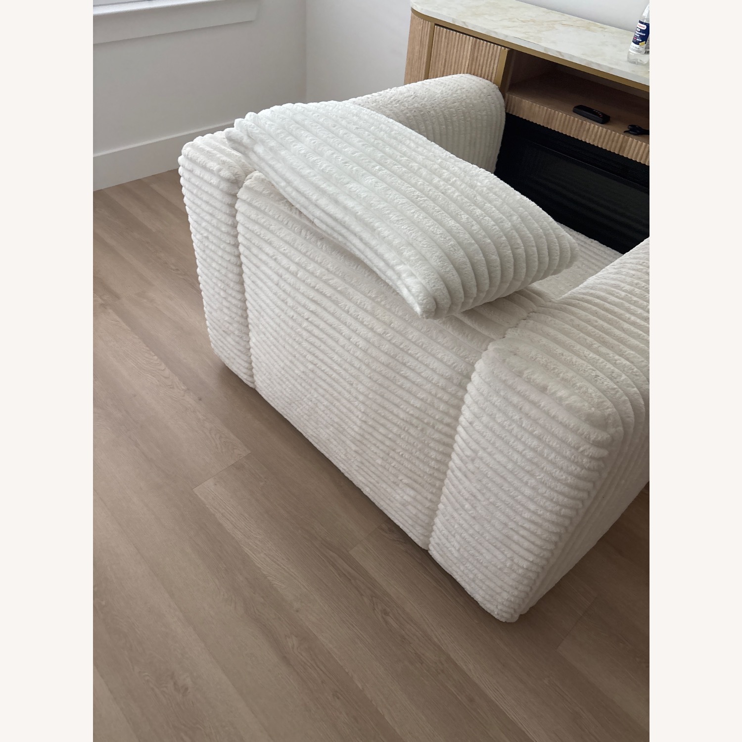 Cableswynd Accent Chair - image-3