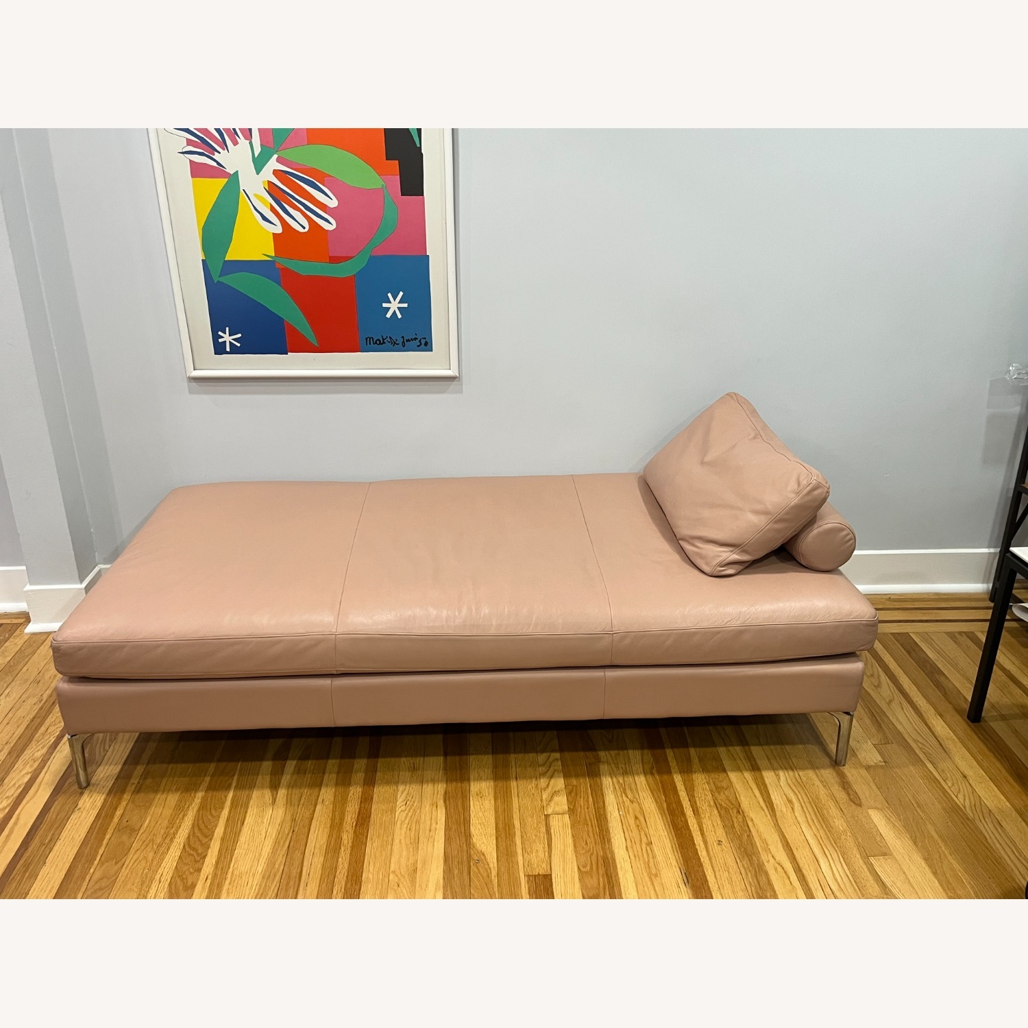 EQ3 Leather Eve Daybed - Chaise Lounge - image-4