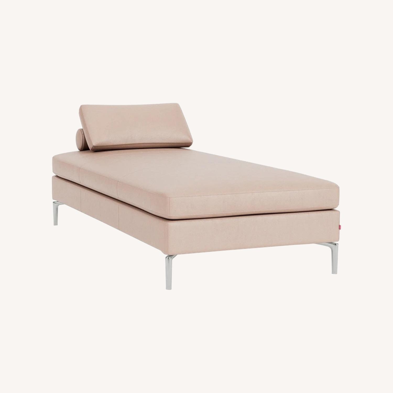 EQ3 Leather Eve Daybed - Chaise Lounge - image-0