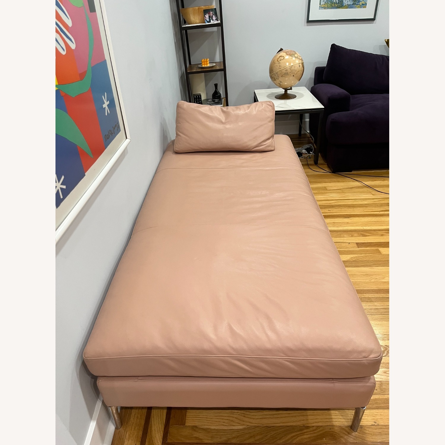 EQ3 Leather Eve Daybed - Chaise Lounge - image-3