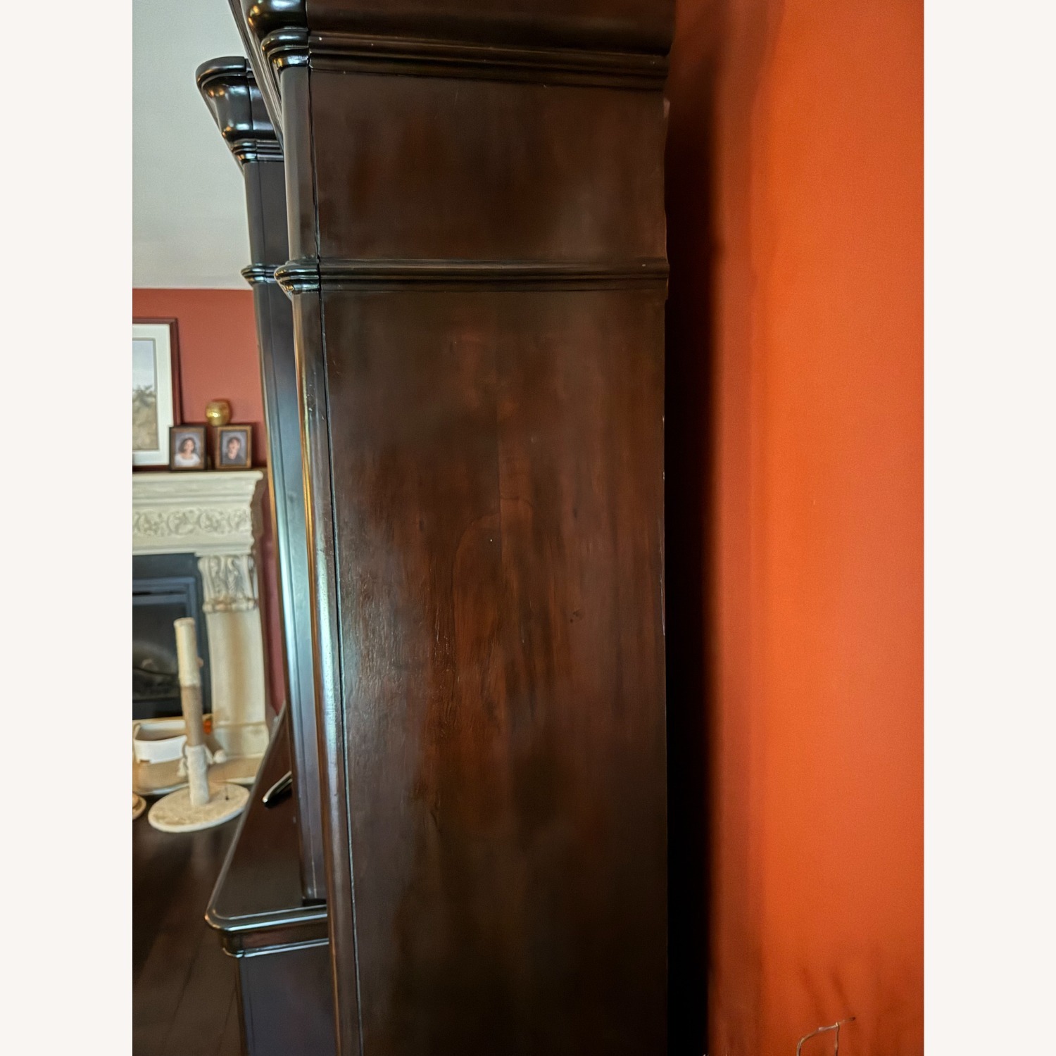 Hooker Furniture Entertainment Unit - image-2