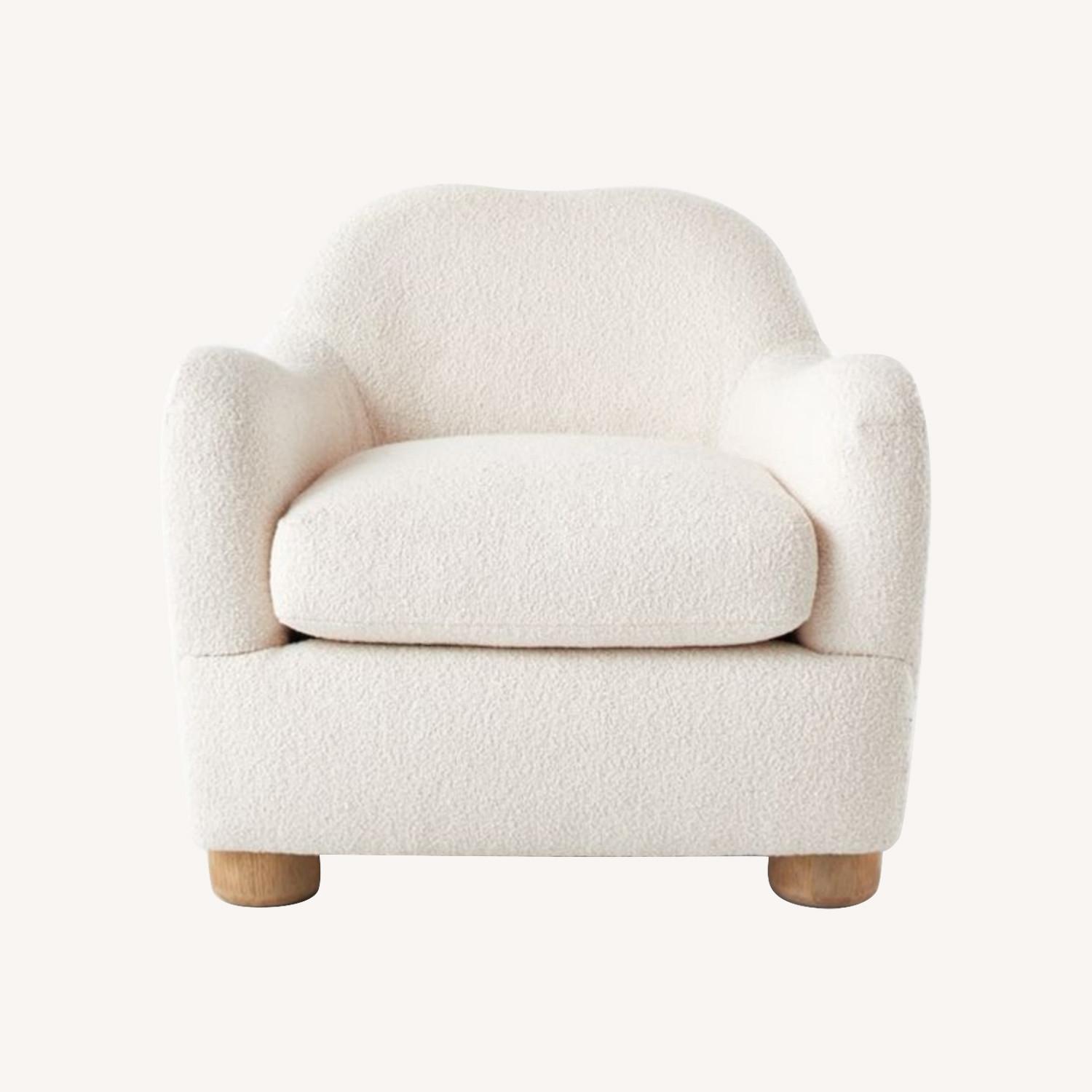希少 CB2 BACIO CREAM BOUCLE SOFA ブークレソファ CB2 Bacio Cream Boucl Sofa - AptDeco