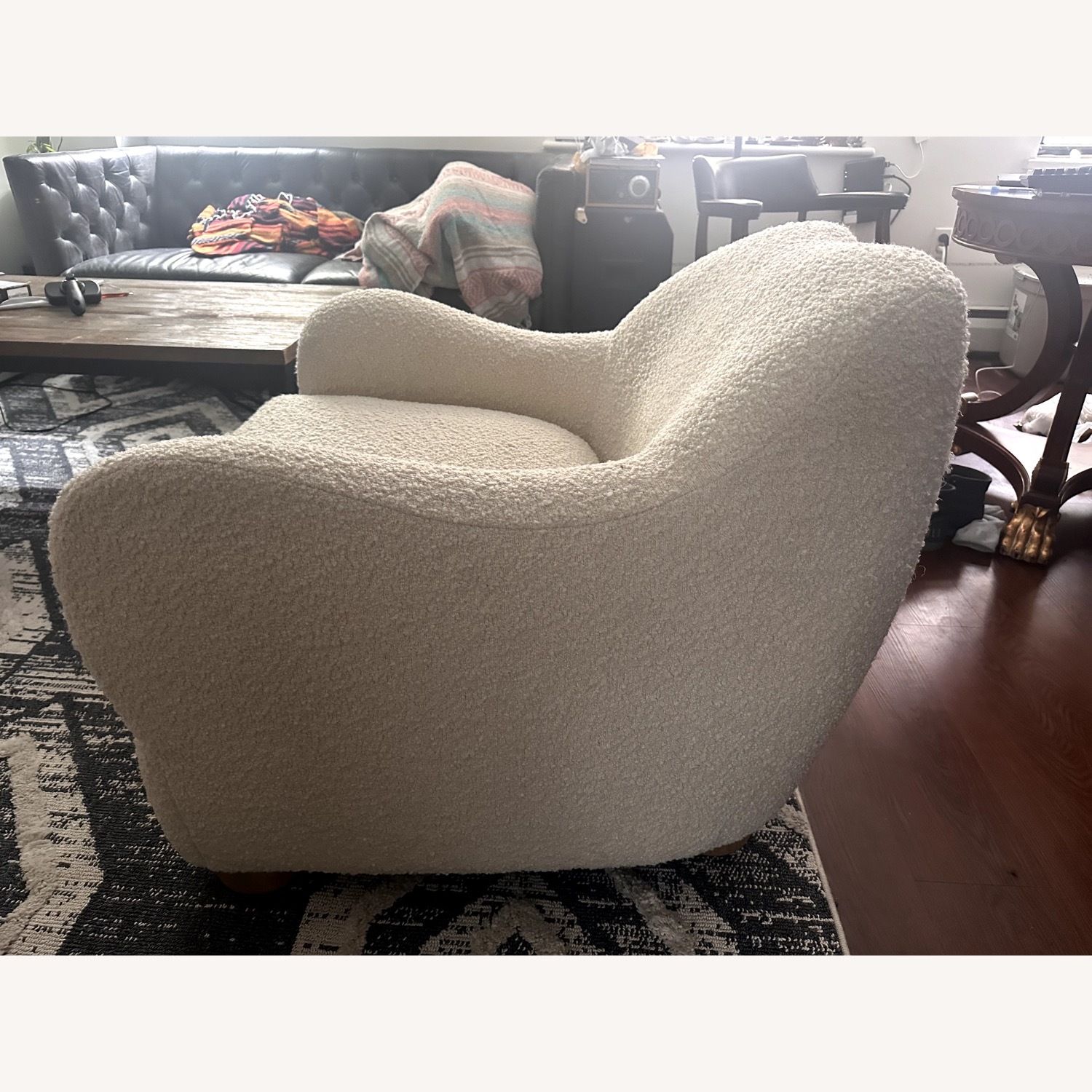 希少 CB2 BACIO CREAM BOUCLE SOFA ブークレソファ BergenRestore Featured Items: CB2 Bacio Cream Boucle Sofa