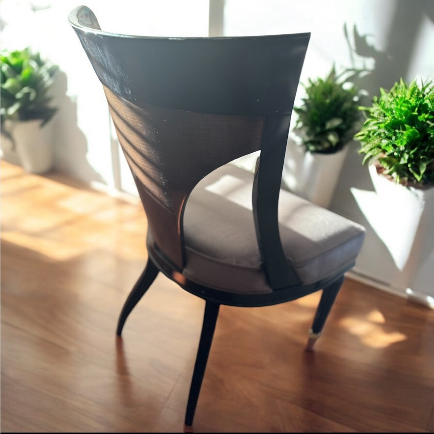 Caracole 8 Dining Chairs Set - image-9