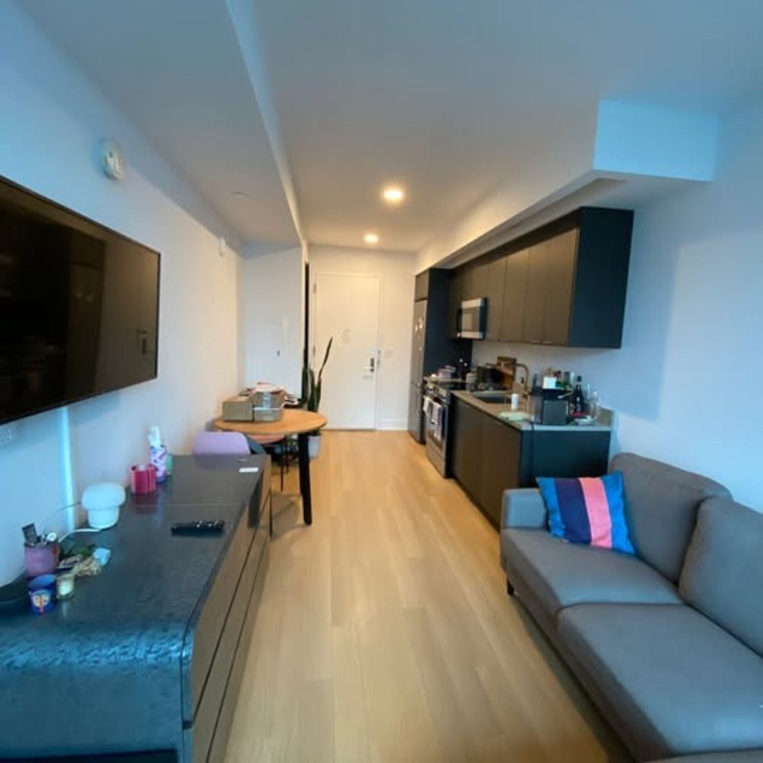 Wayfair Cazenovia 2 Piece Upholstered Sectional - image-4