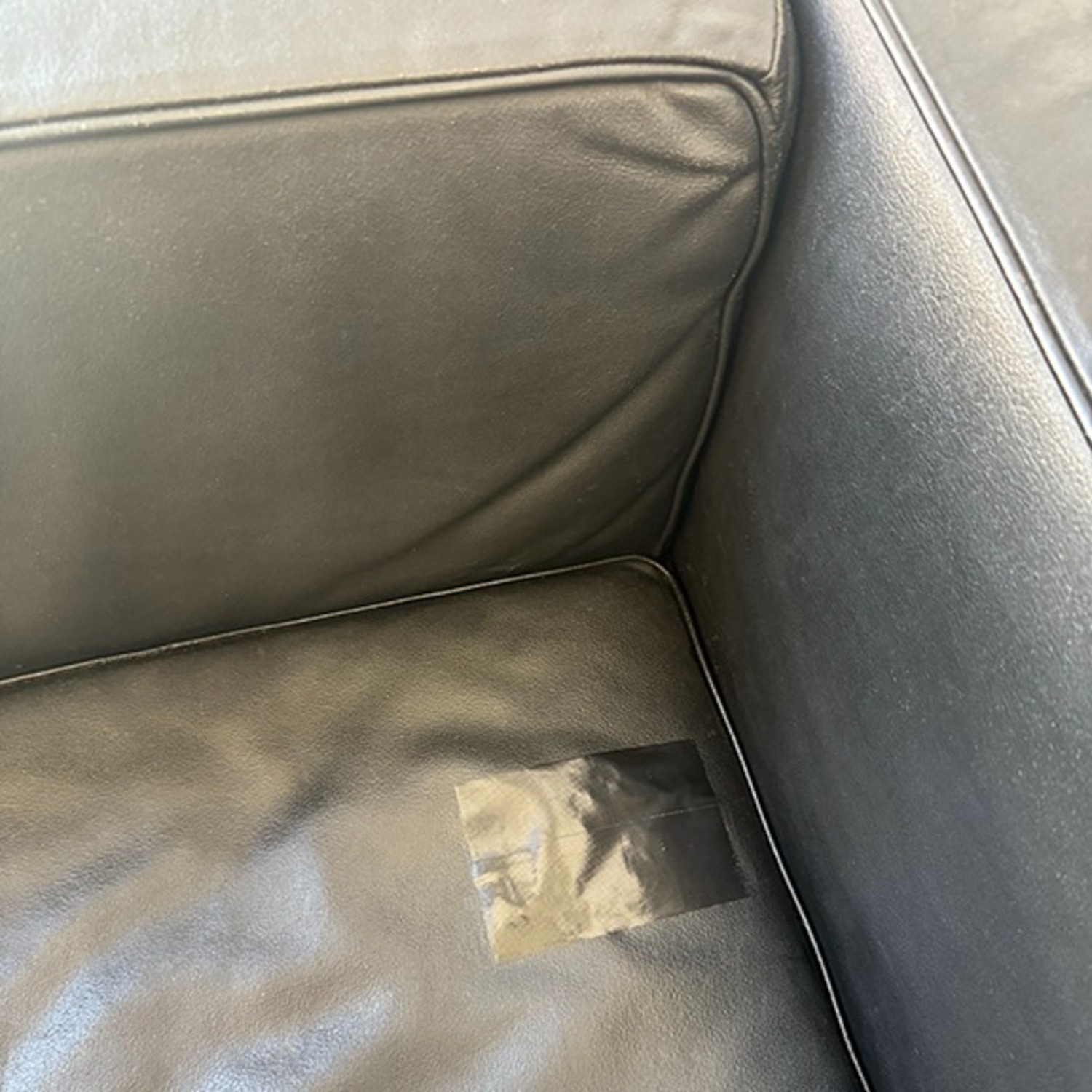 Leather Le Corbusier Grand Sofa LC3 Replica - image-3