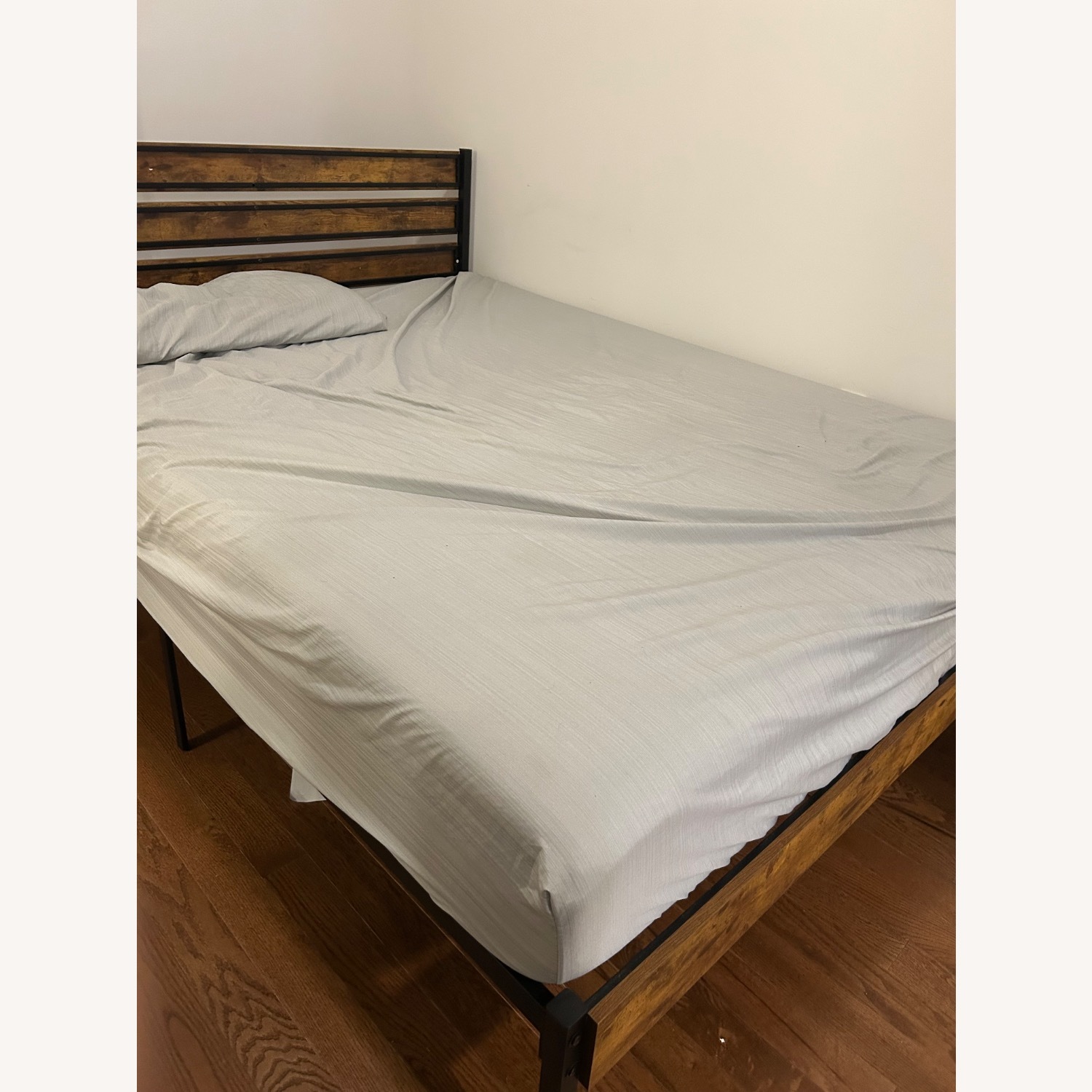 Costway Queen Industrial Metal Platform Bed  - image-2
