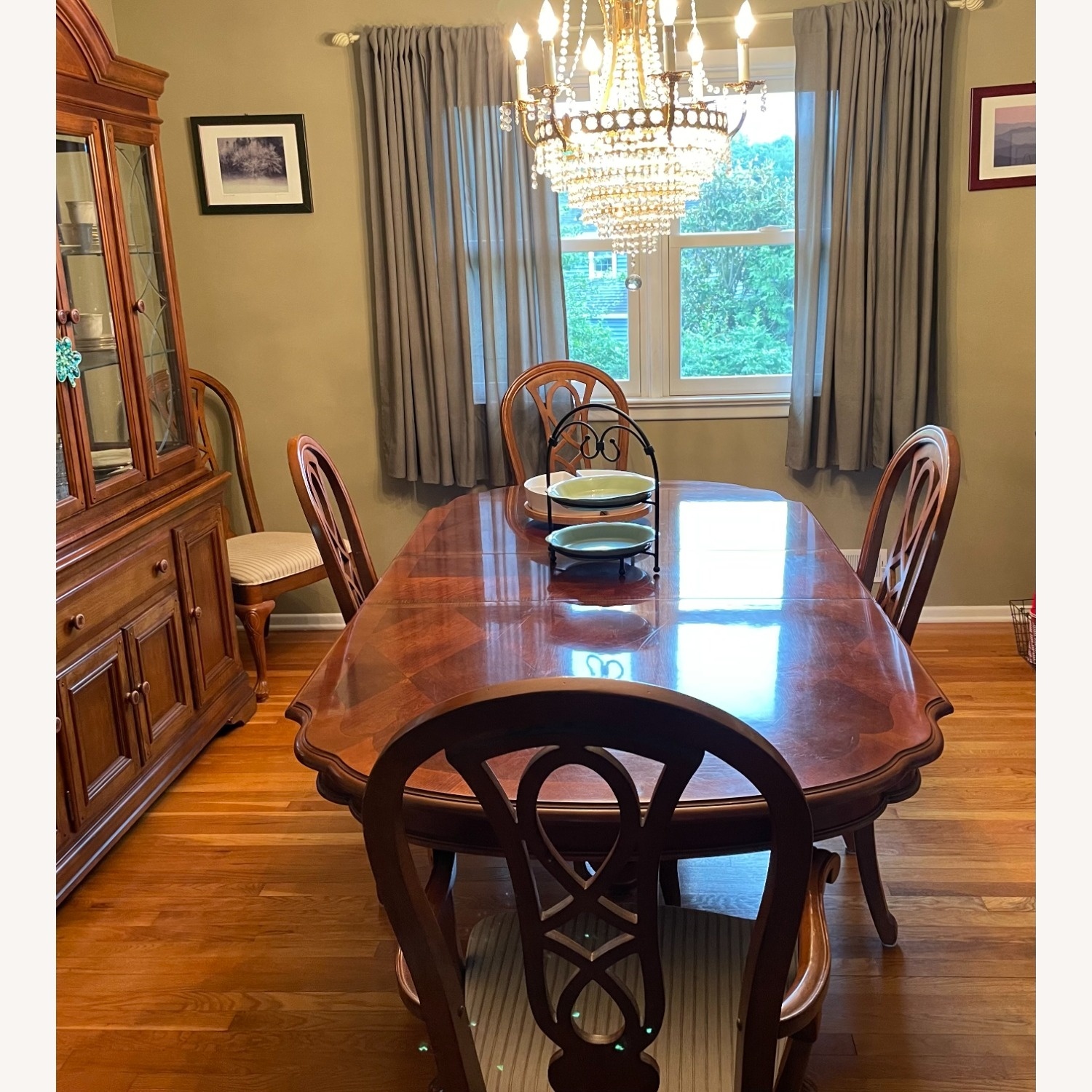 Alexander Julian Dining Set - image-3