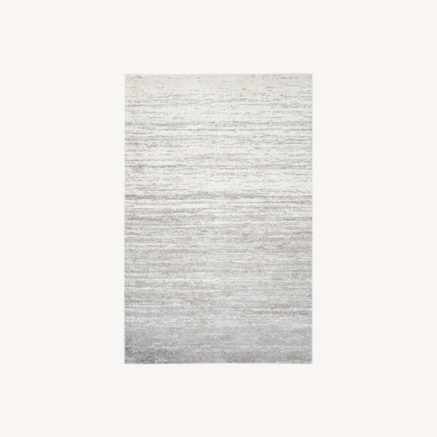 Safavieh Adirondack Gray & Ivory Rug - image-0