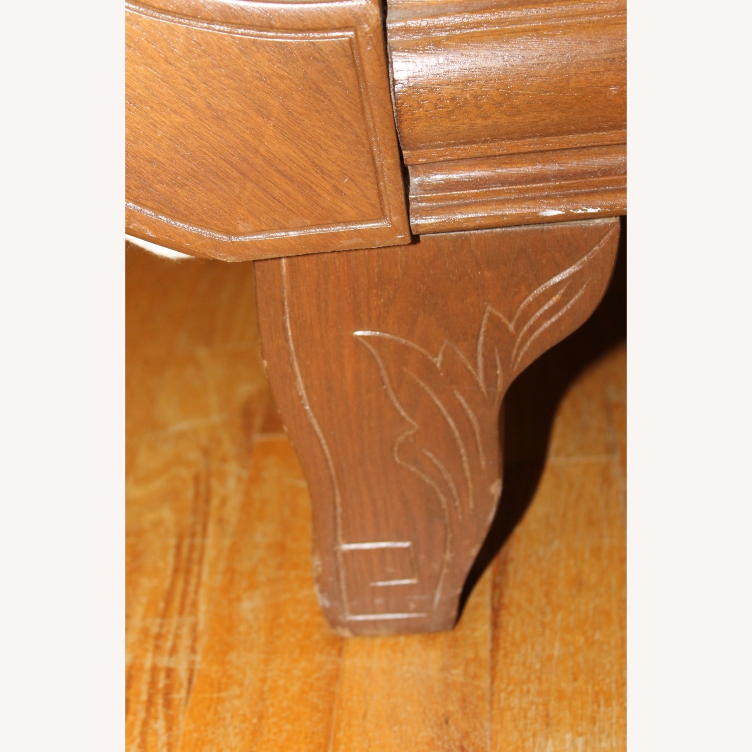 American Made 19th Century Chaise Lounge - image-6