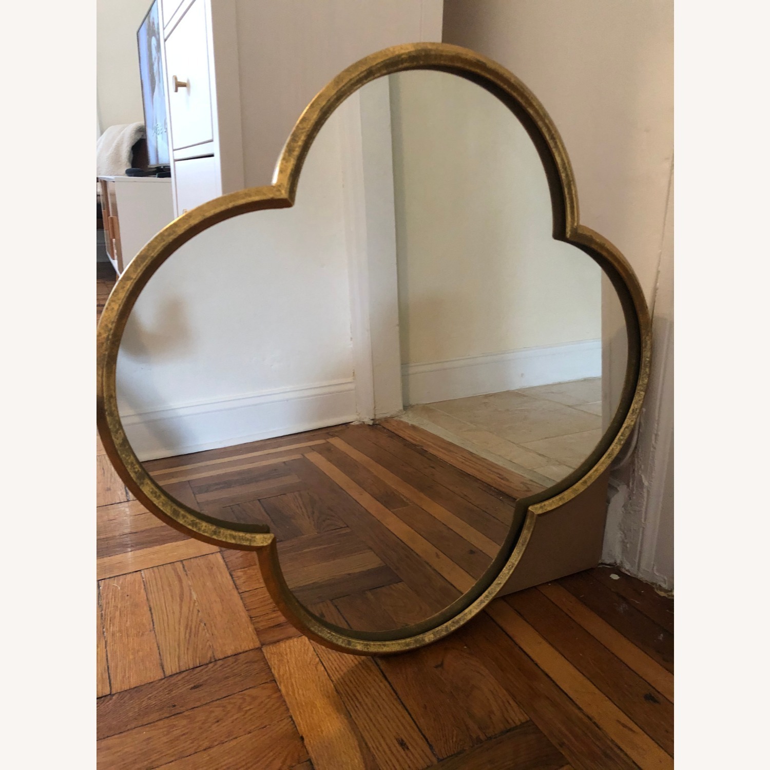 Amazon Clover Shaped Gold Decorative Mirror - image-2