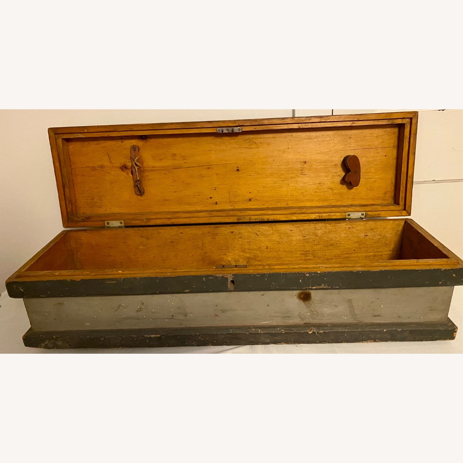 Antique Wooden Toolbox Tool Chest Storage - image-4