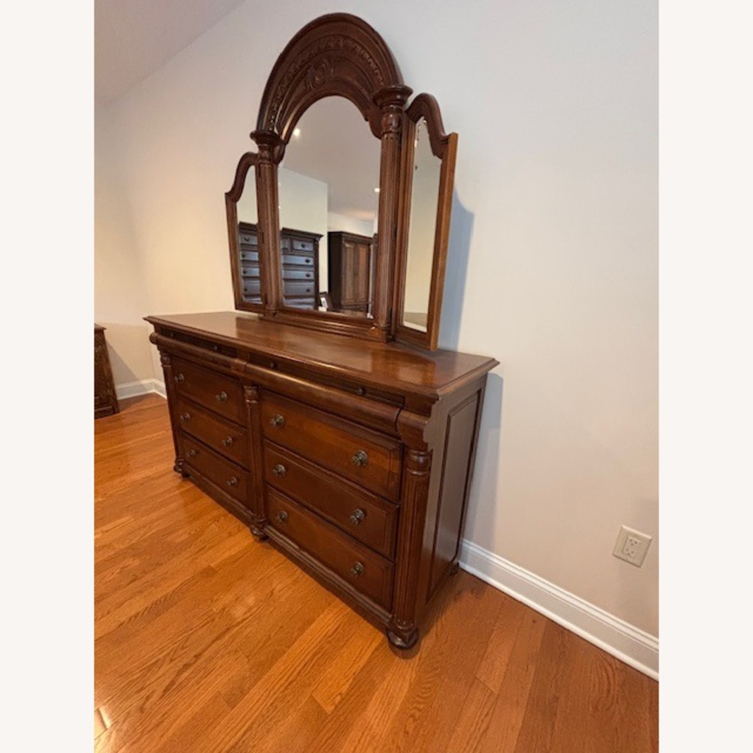 Dresser with Tri-Fold Mirror - image-2