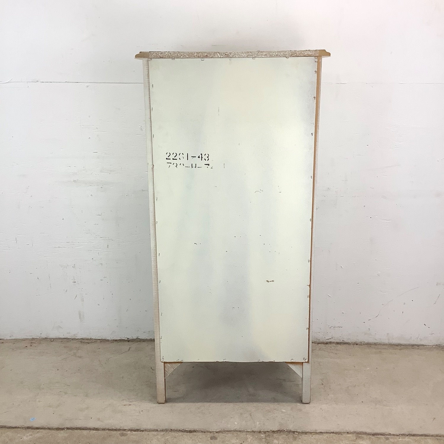 Vintage Provincial Chest of Drawers - image-21