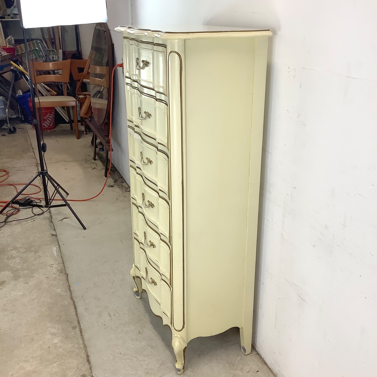 Vintage Provincial Chest of Drawers - image-6