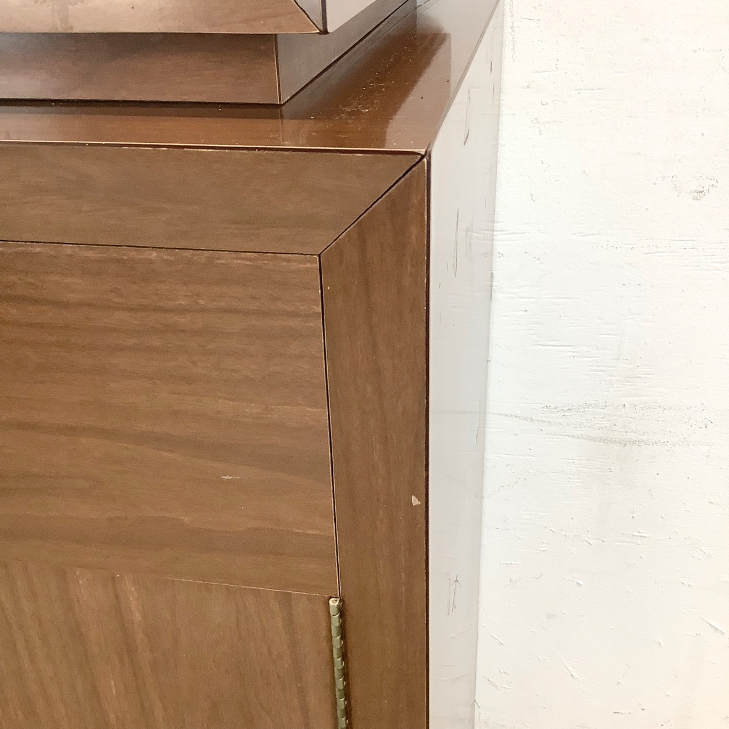 Mid-Century Modern Display Cabinet Credenza - image-20